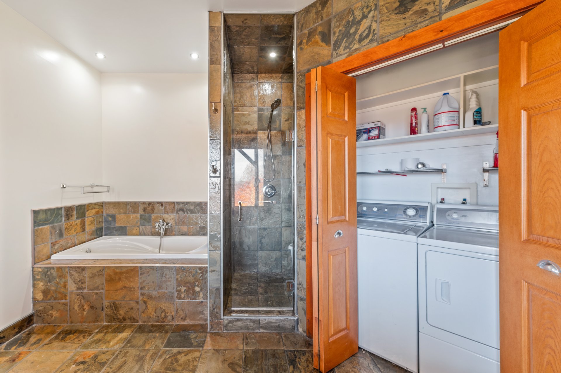 Photo - Bathroom