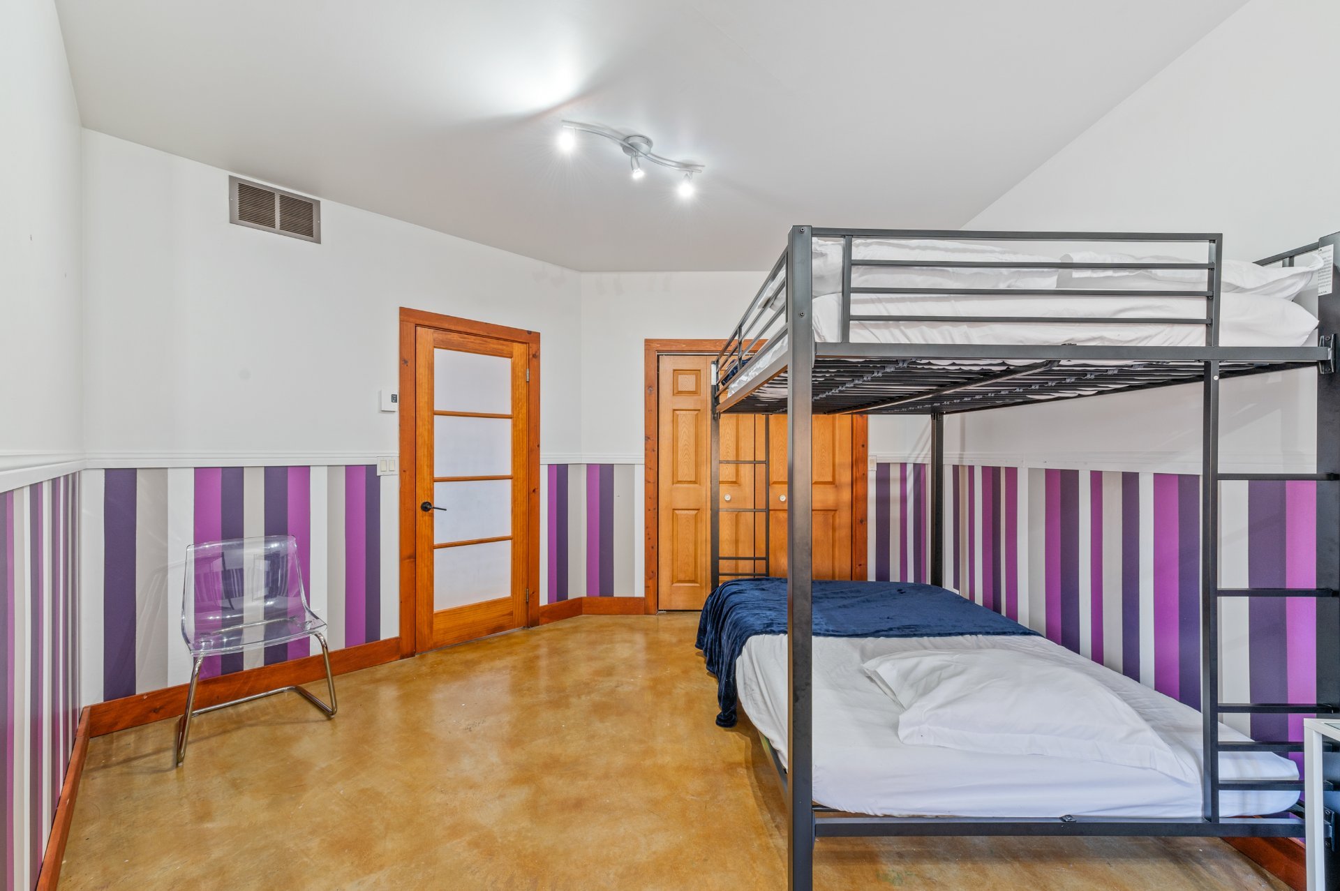 Photo - Bedroom