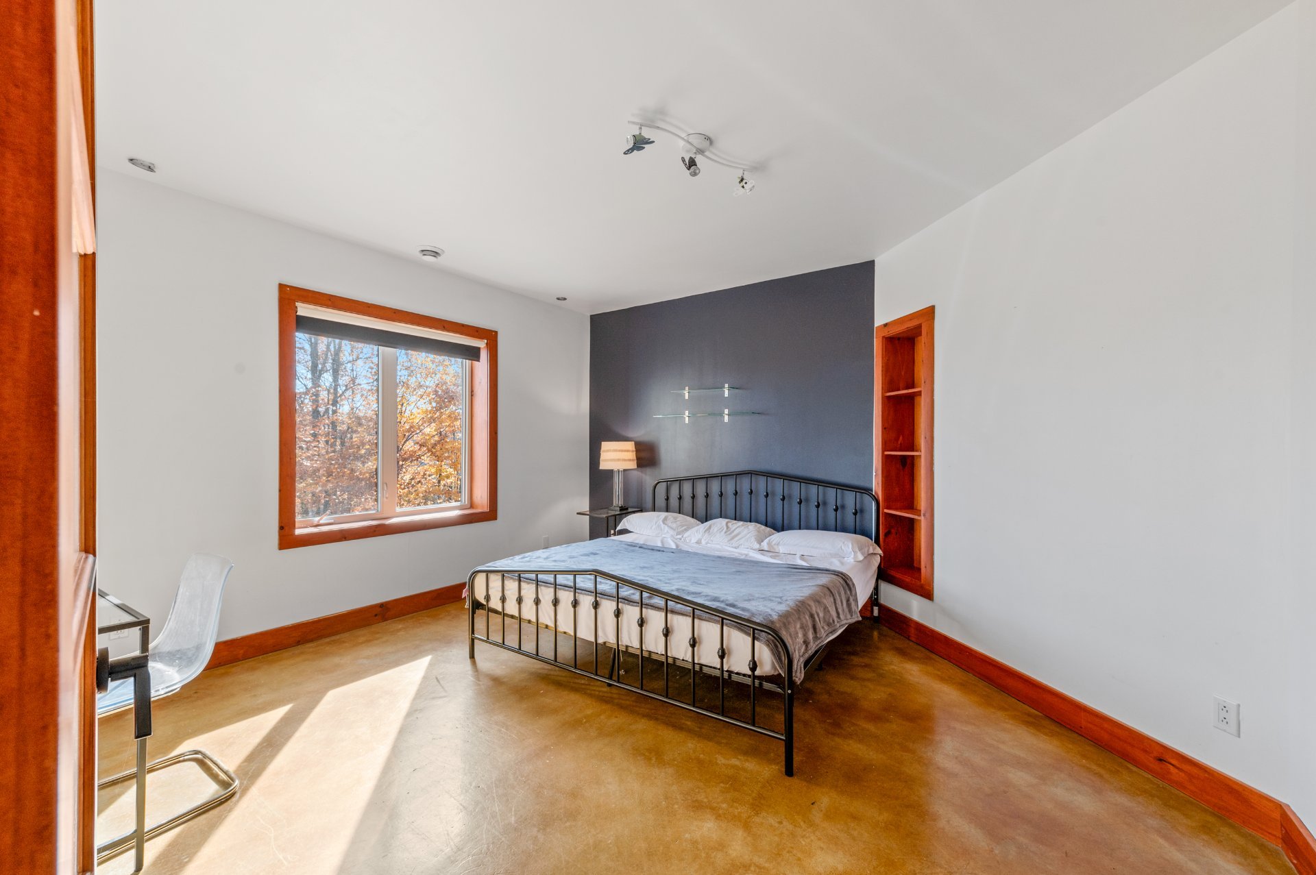 Photo - Bedroom
