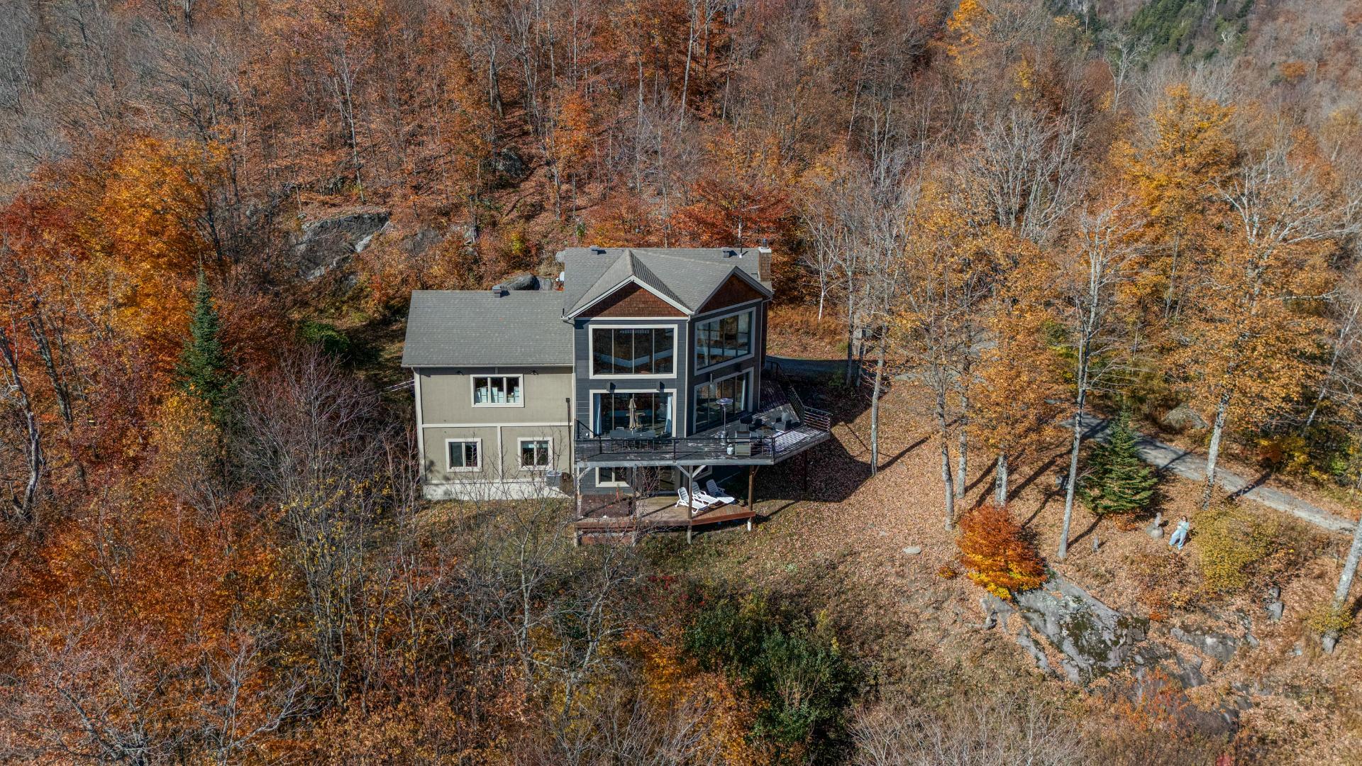 Photo - Overall View