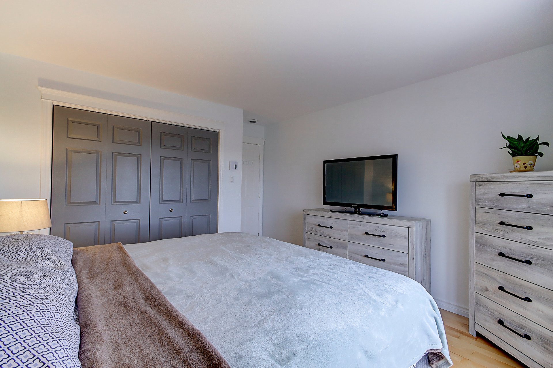 Photo - Chambre à coucher principale