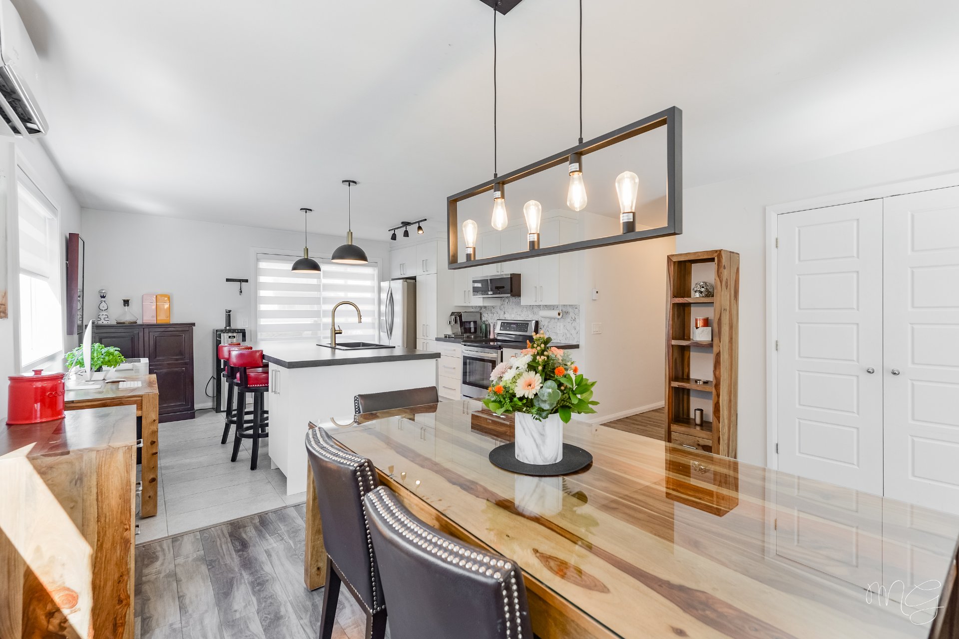 Photo - Salle à manger