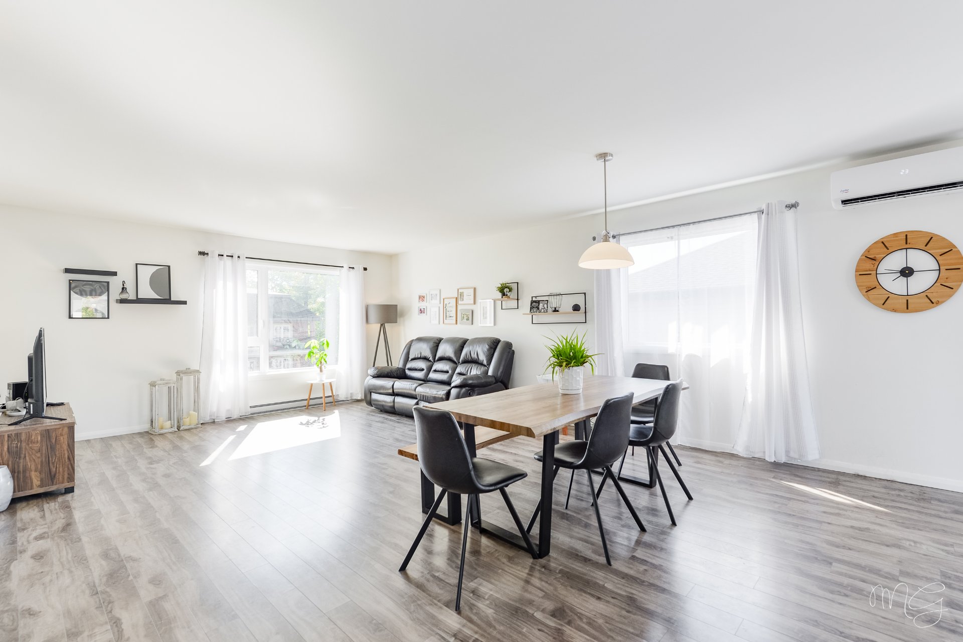 Photo - Salle à manger