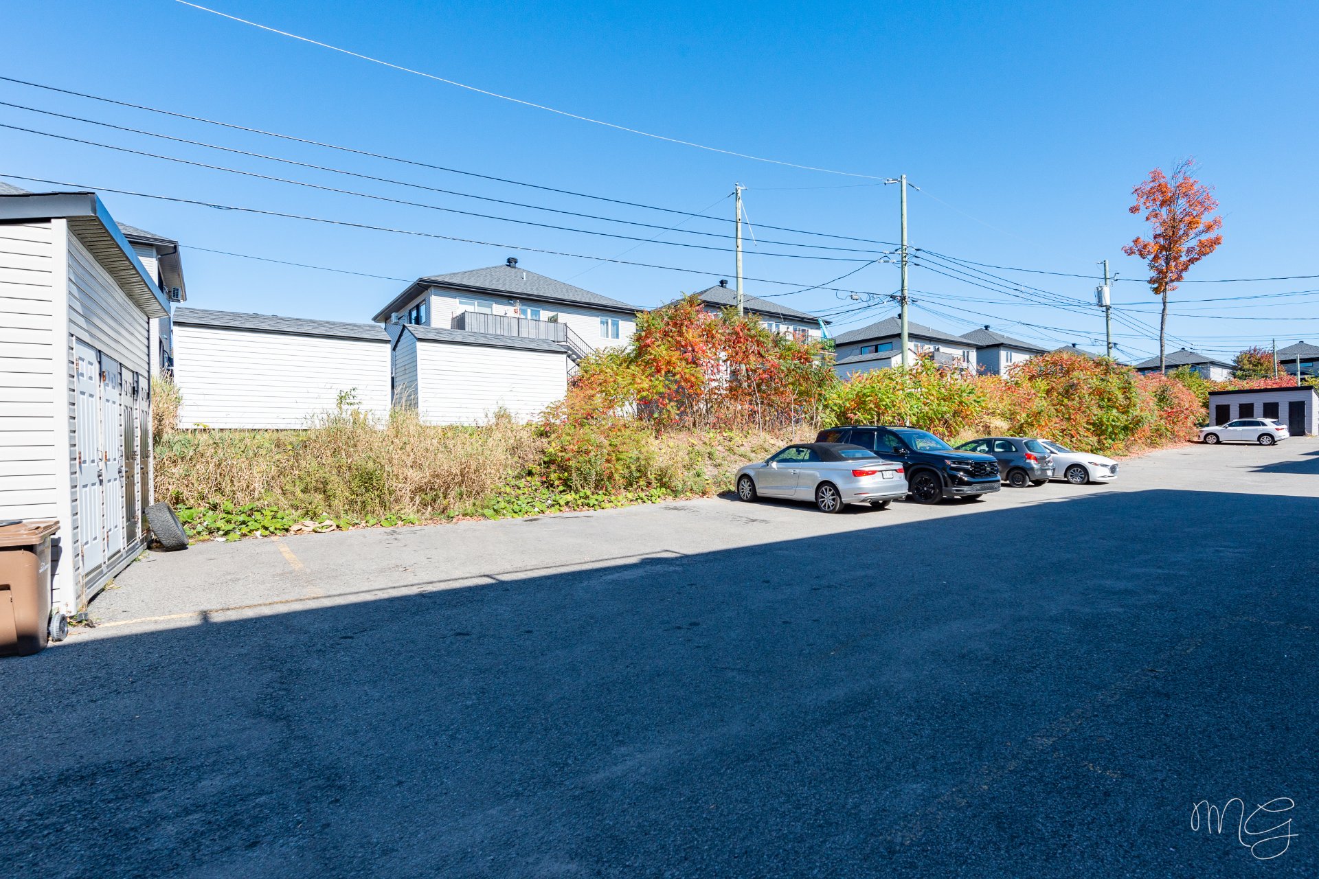 Photo - Stationnement