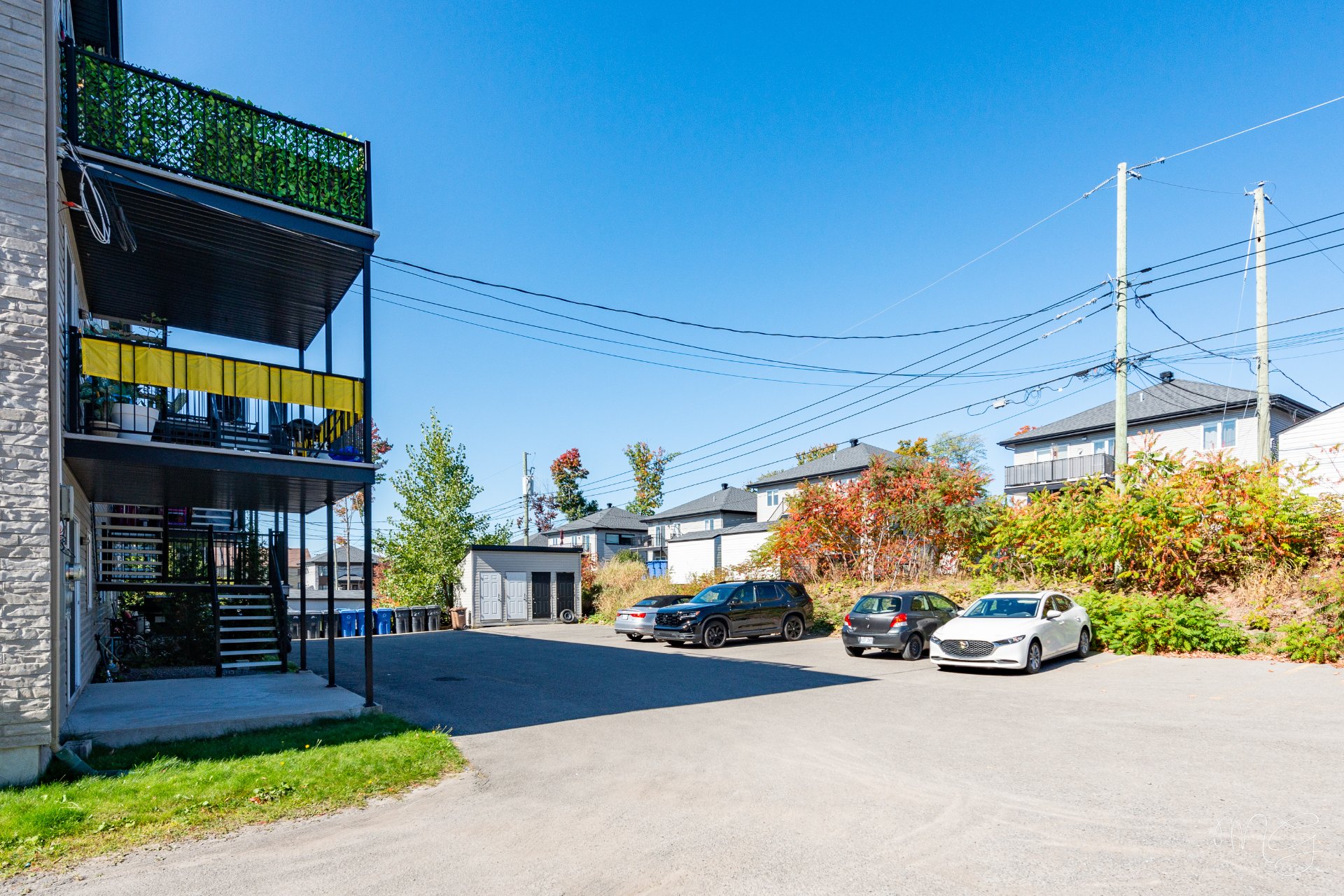 Photo - Stationnement