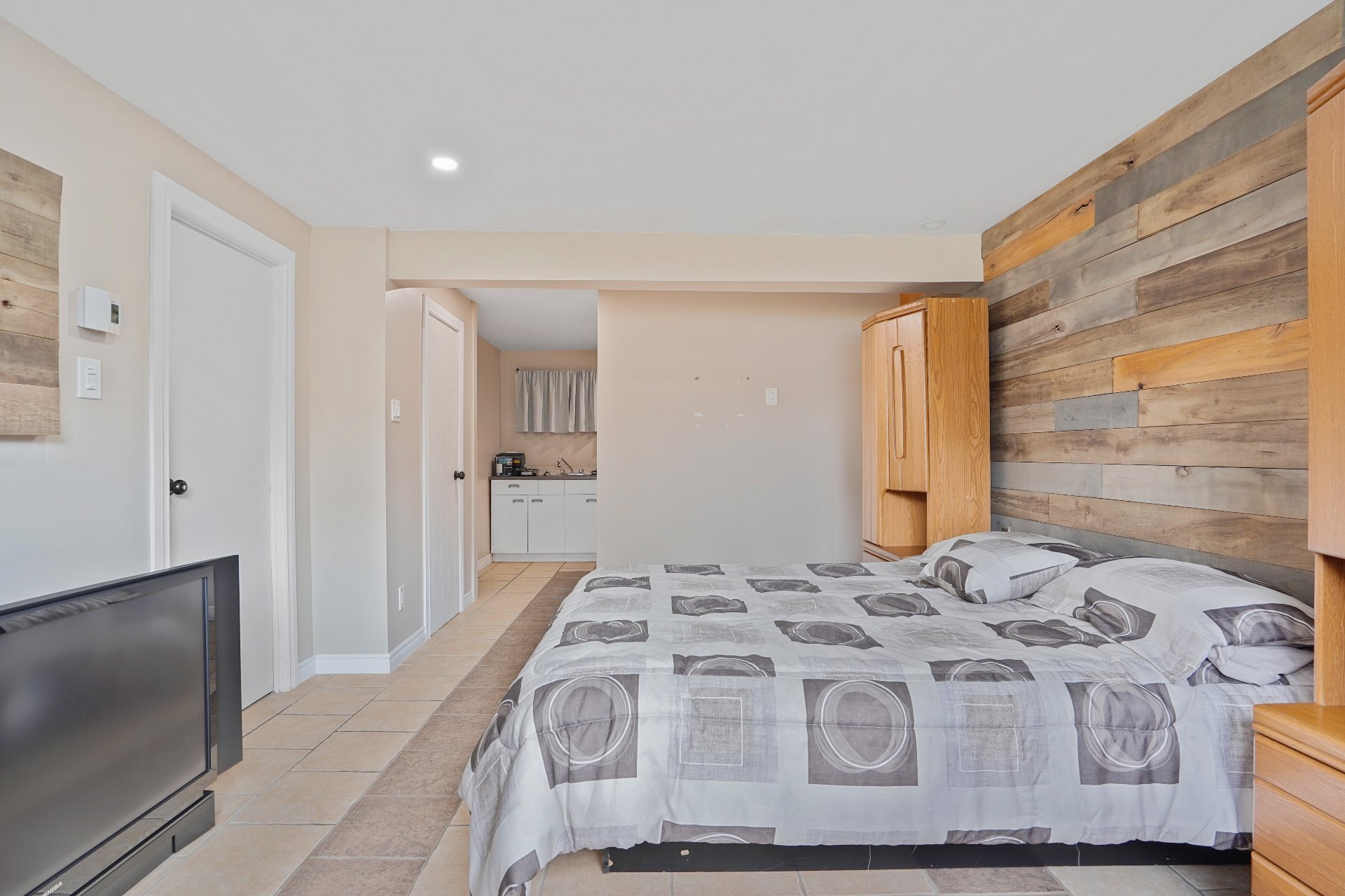 Photo - Bedroom