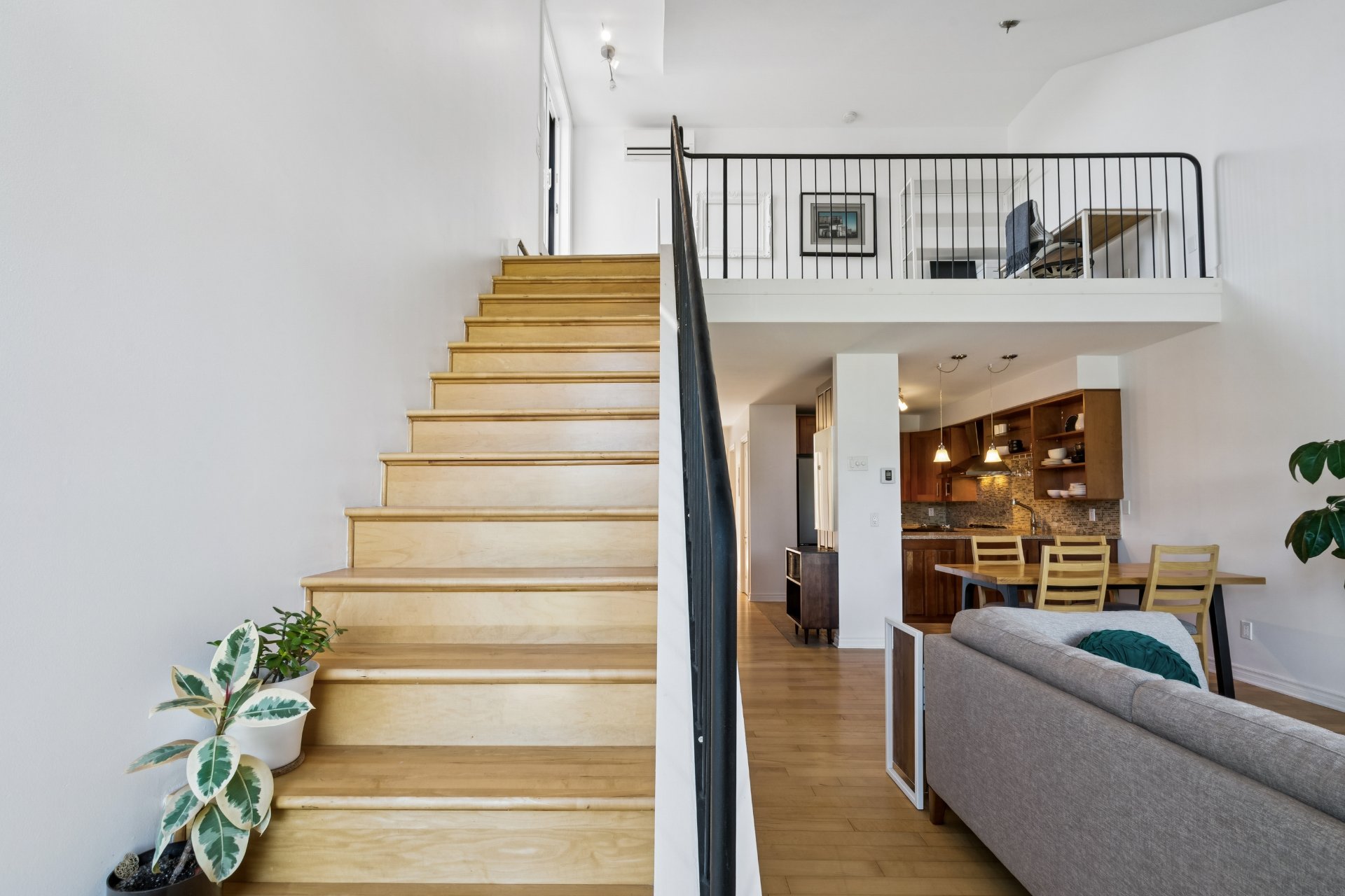 Photo - Escalier