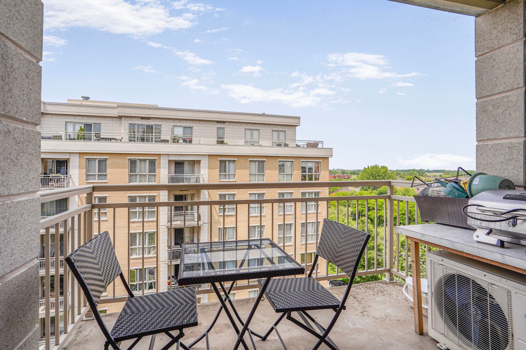 Photo - Balcon