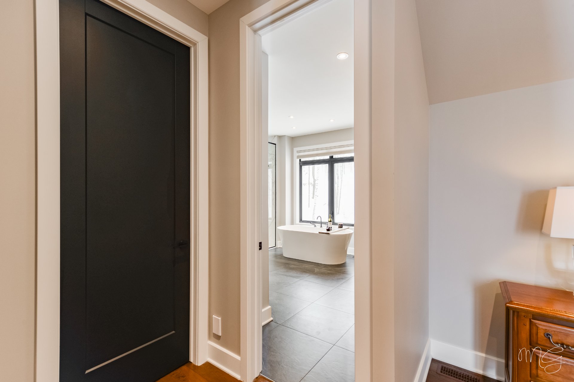 Photo - Salle de bains attenante à la CCP