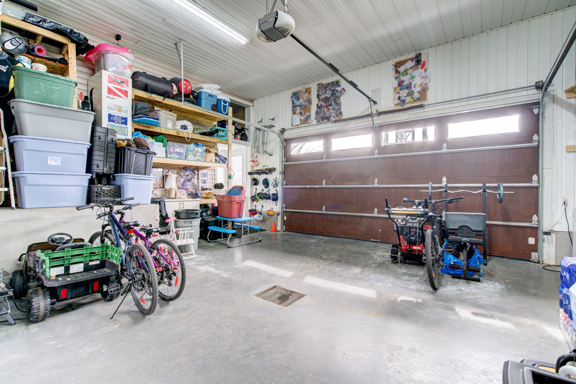 Photo - Garage