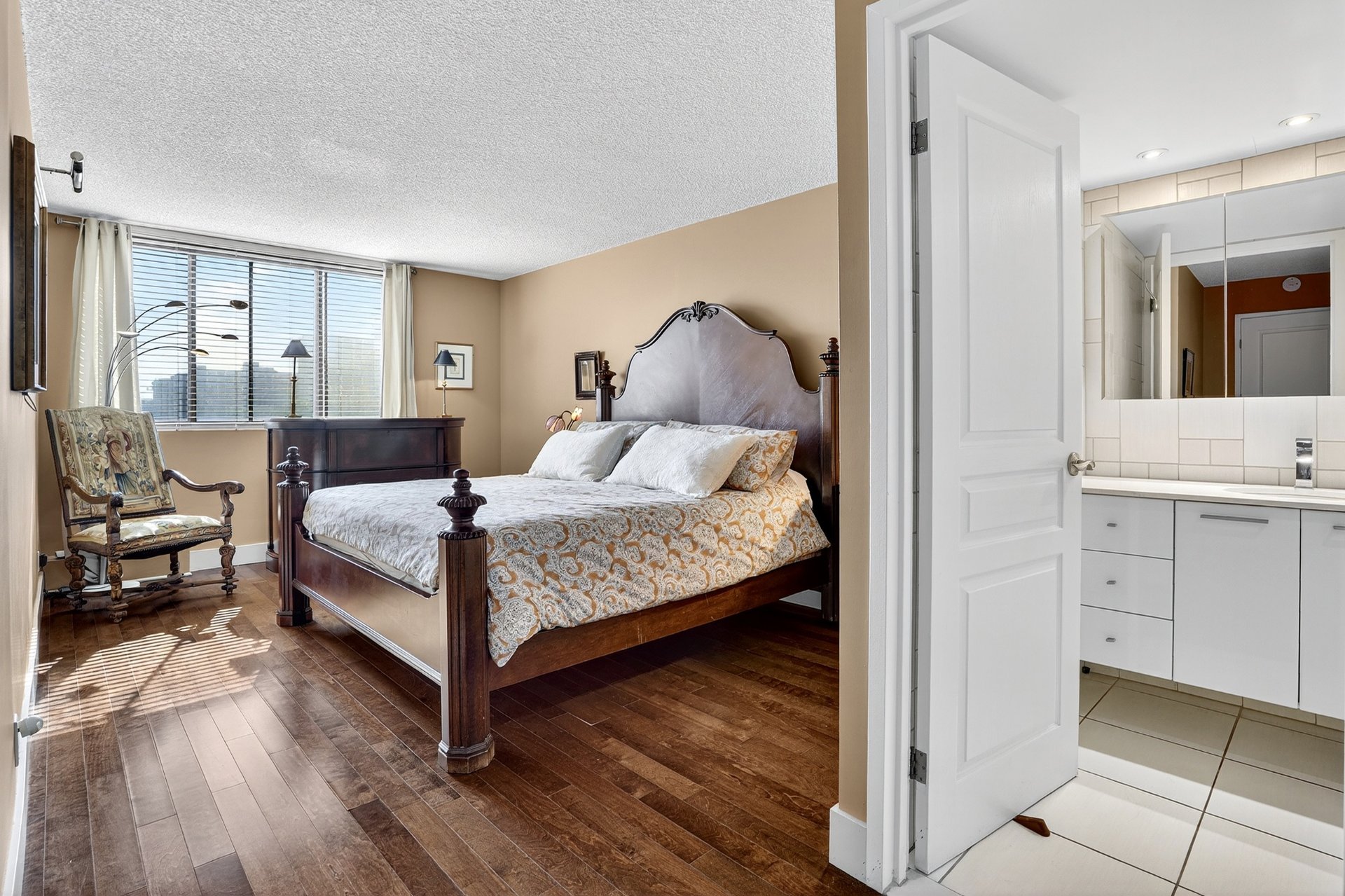 Photo - Chambre à coucher principale