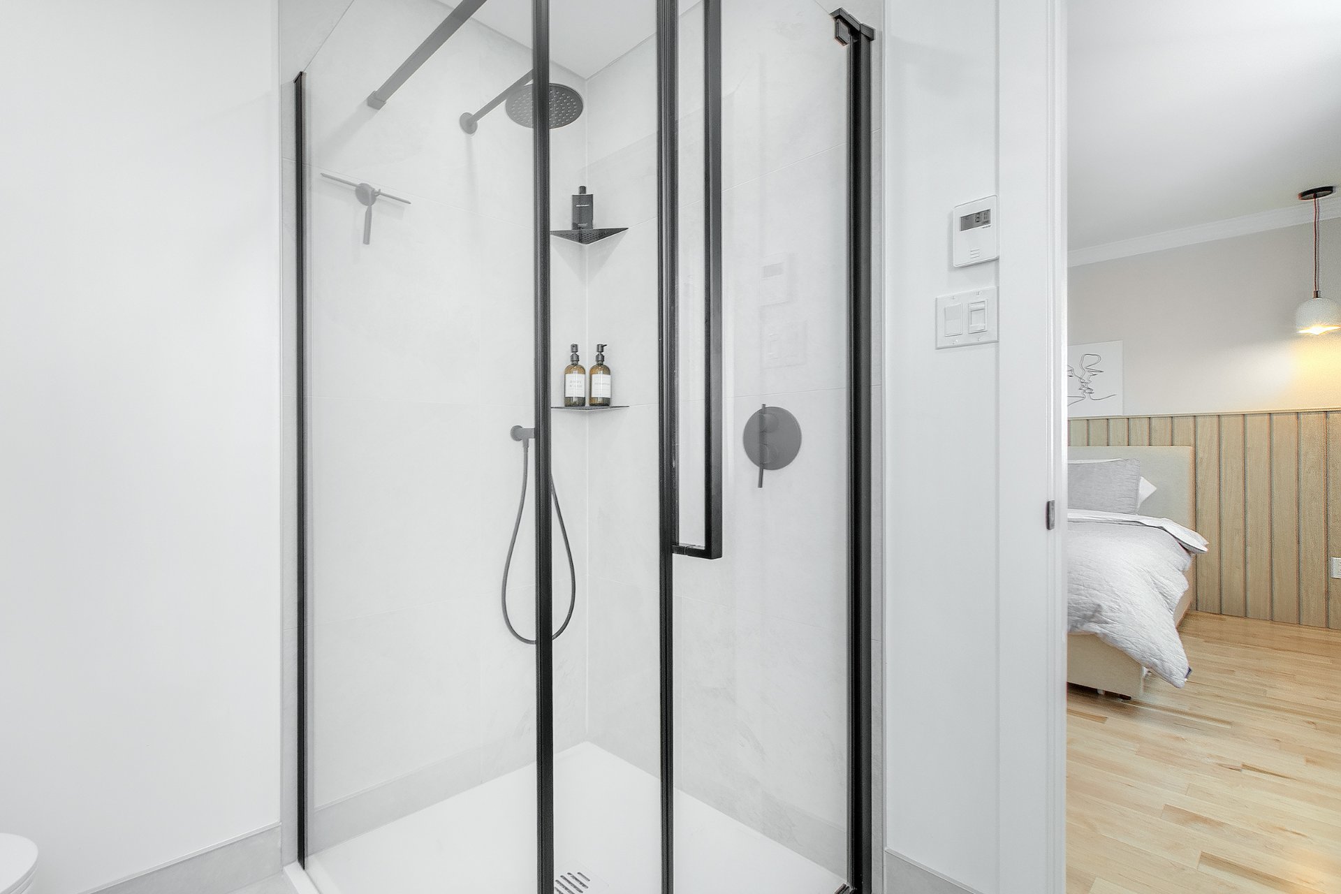 Salle de bains attenante à la CCP