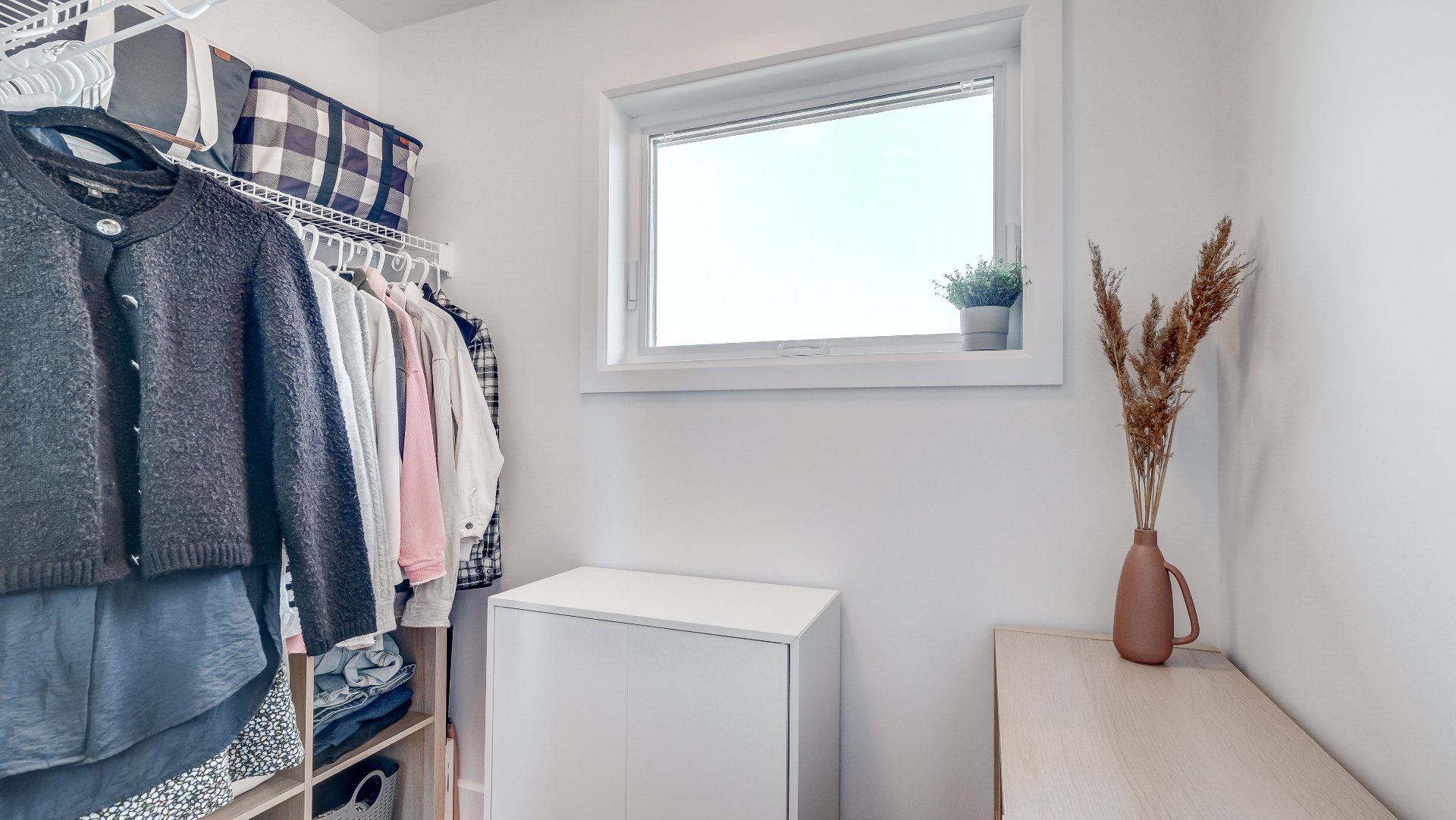 Walk-in closet