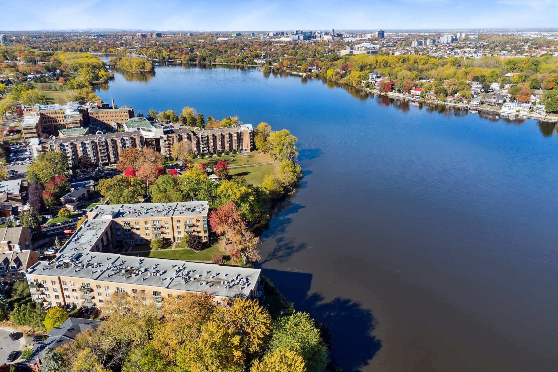 Photo - Vue sur l'eau