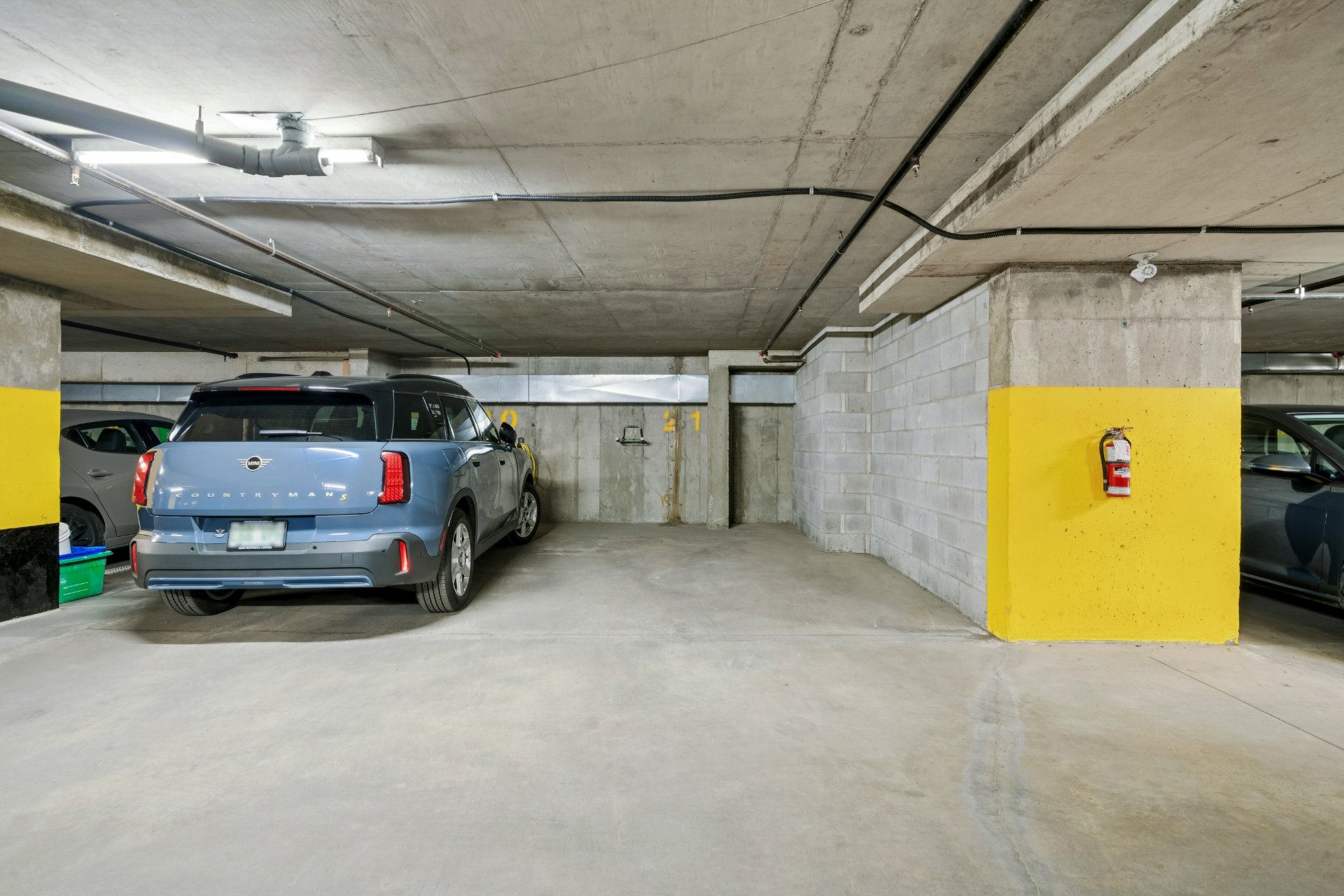 Photo - Stationnement