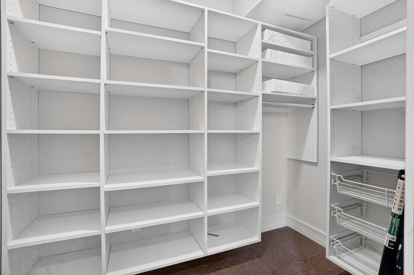 Walk-in closet