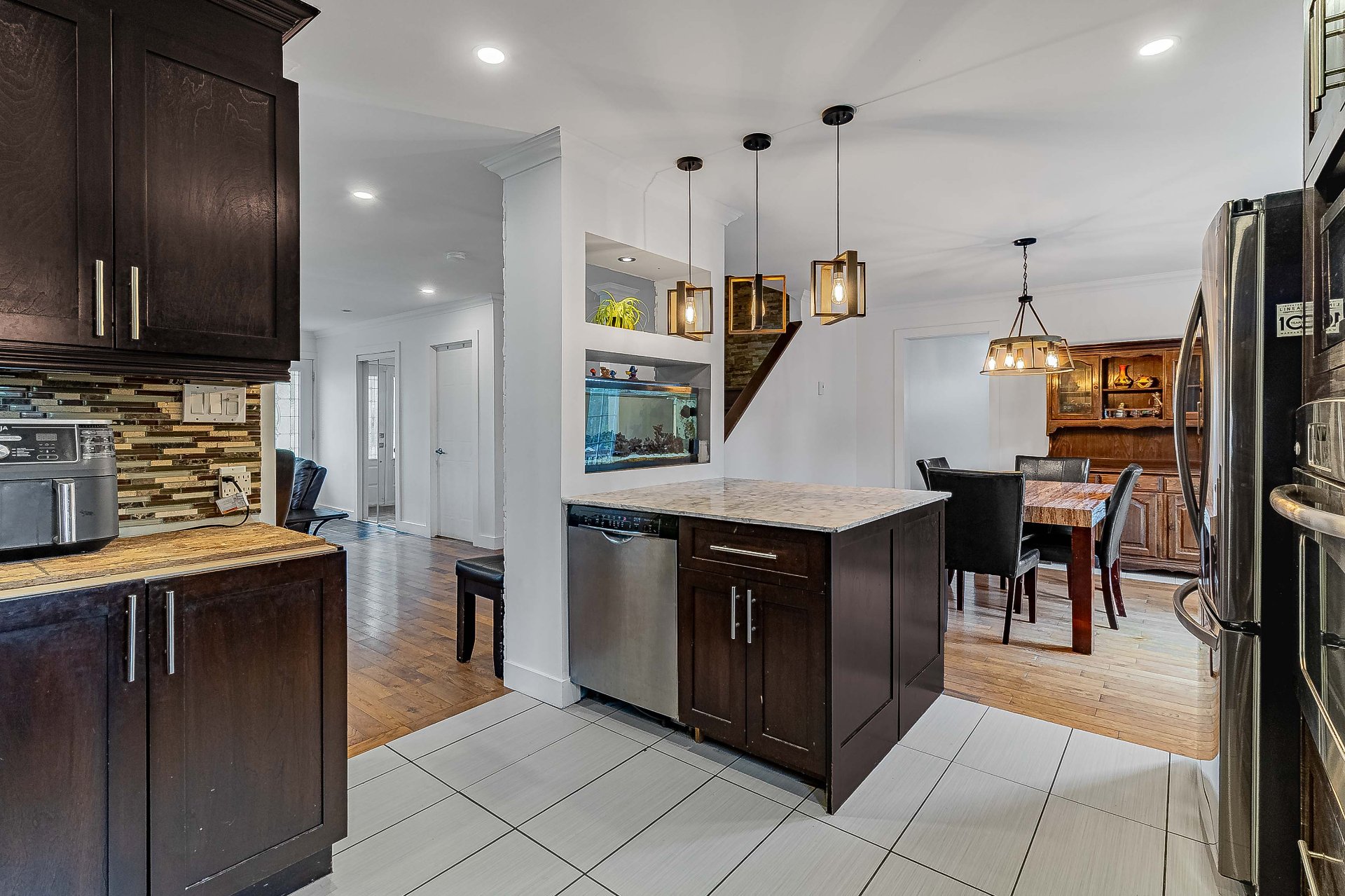 Photo - Kitchen