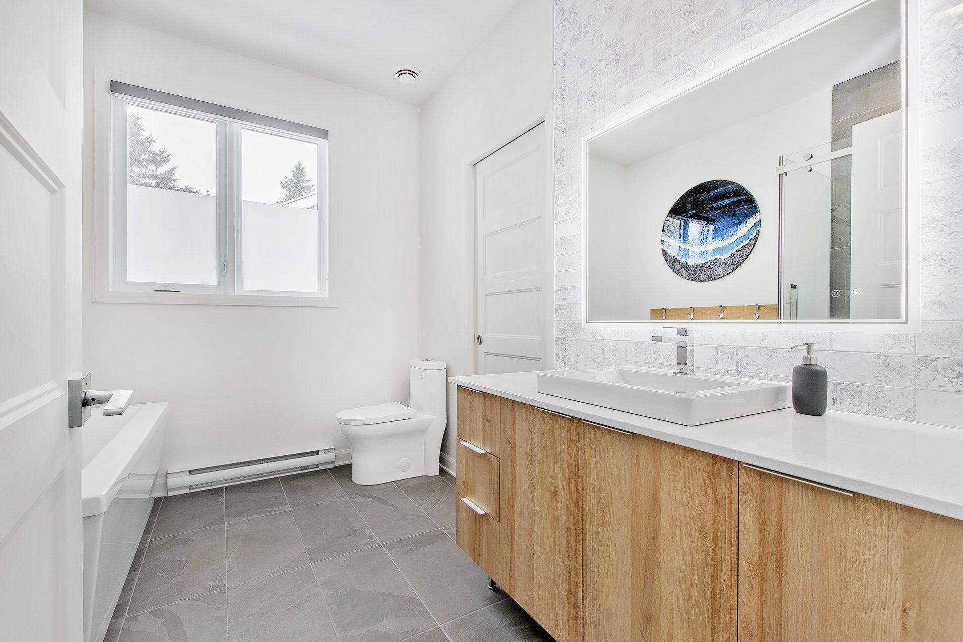 Salle de bains attenante à la CCP