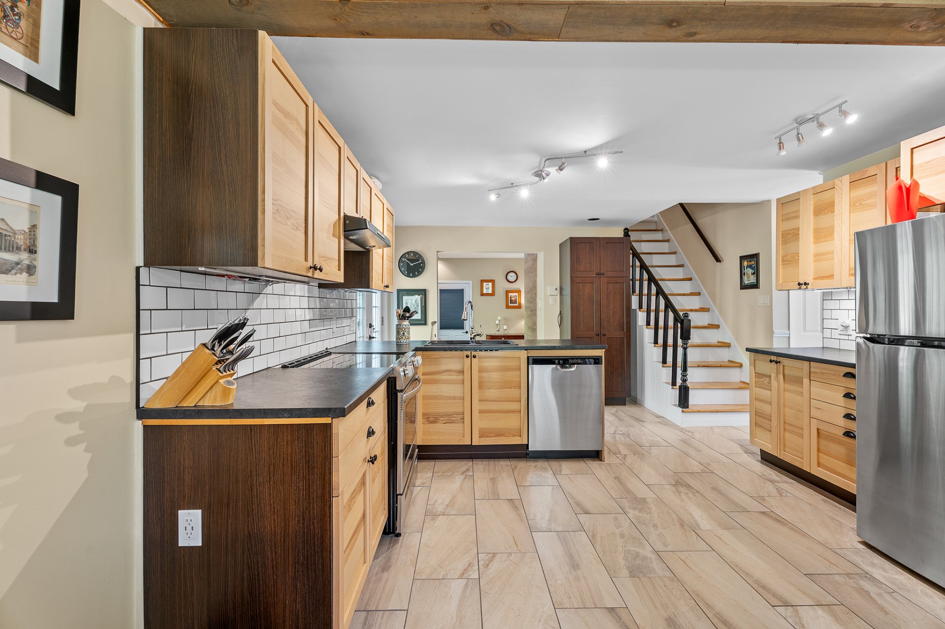 Photo - Kitchen
