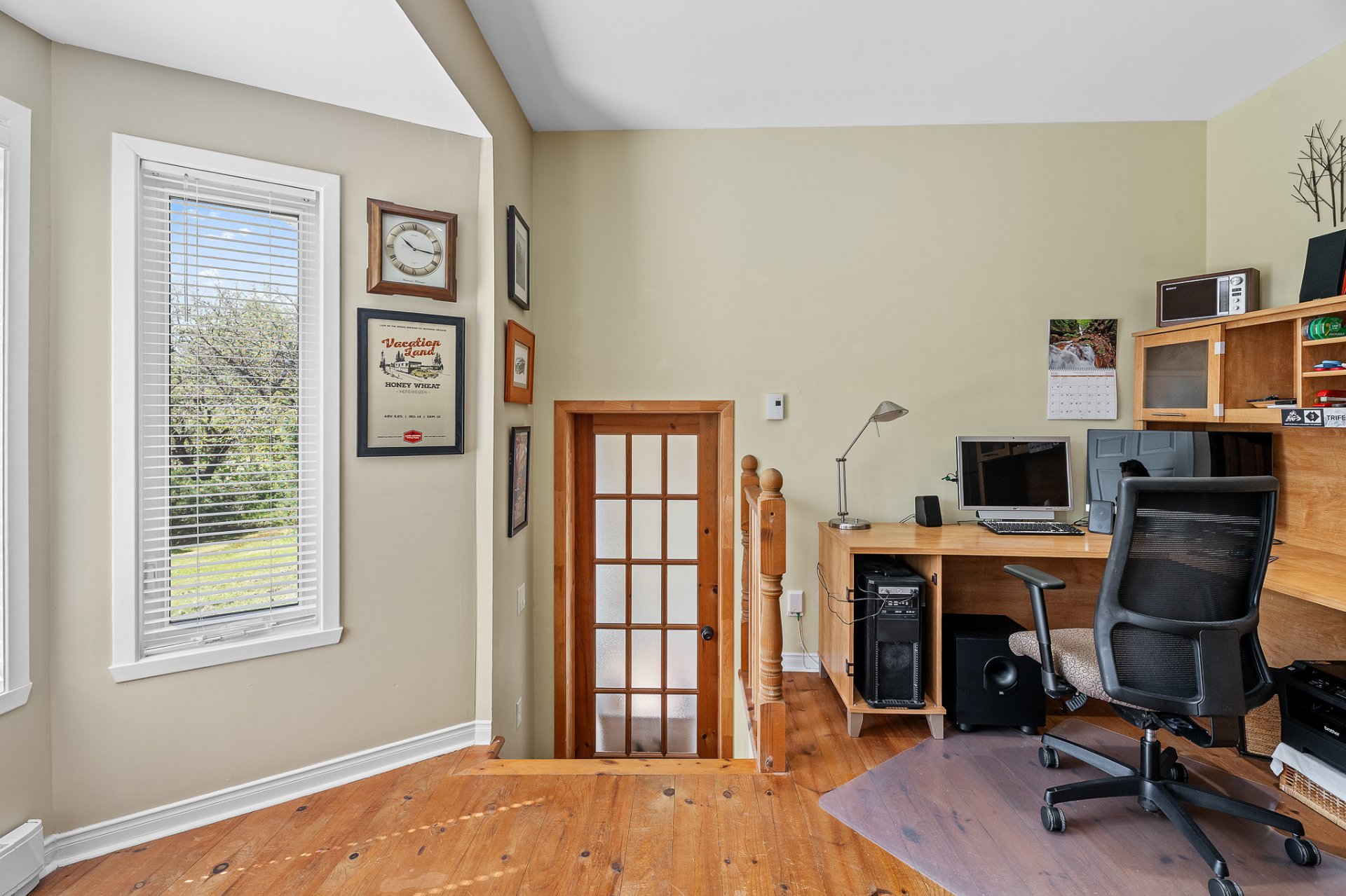Photo - Office