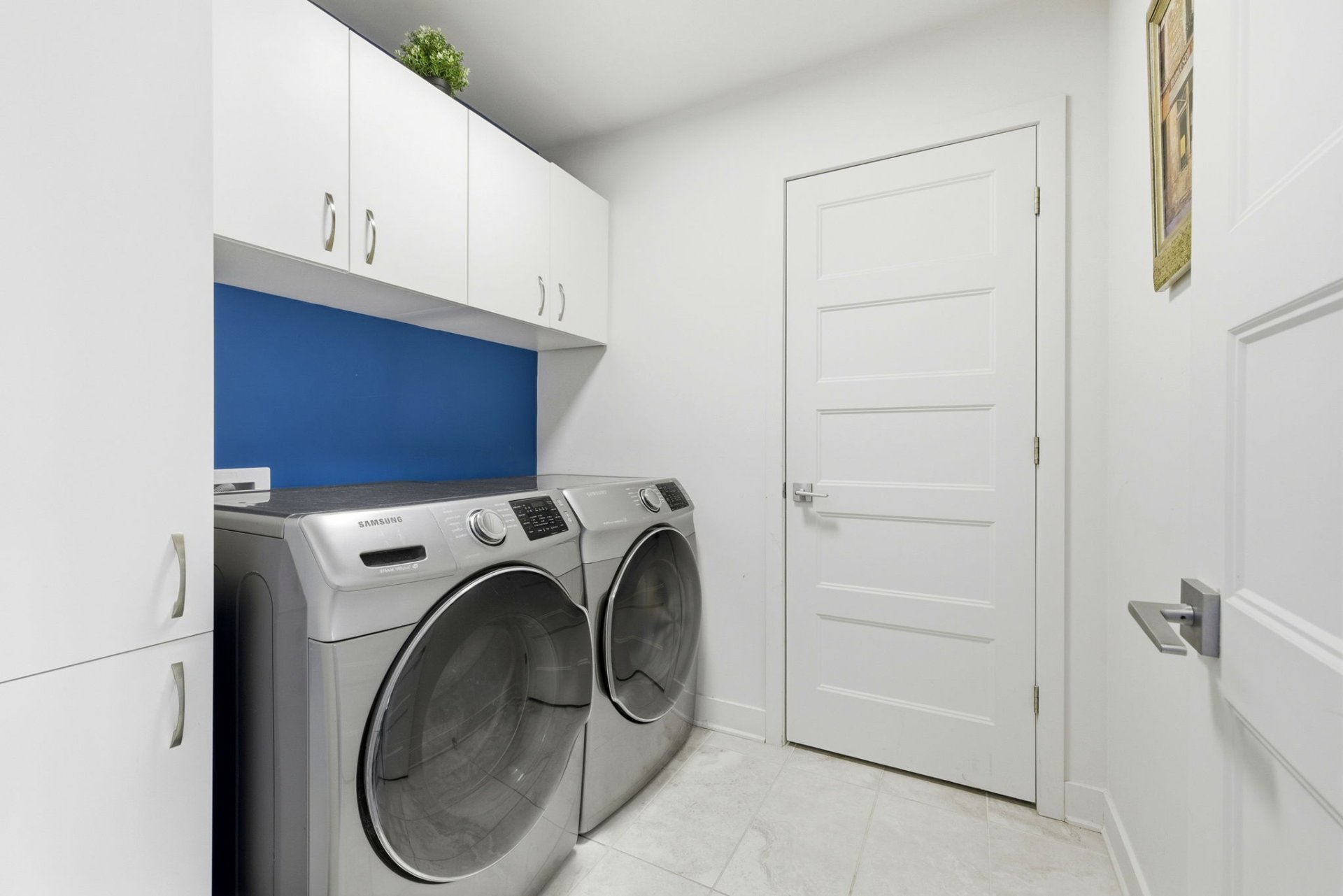Photo - Laundry room