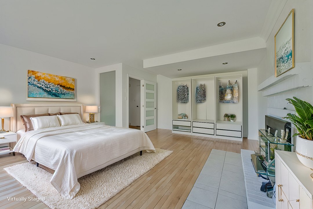 Primary bedroom