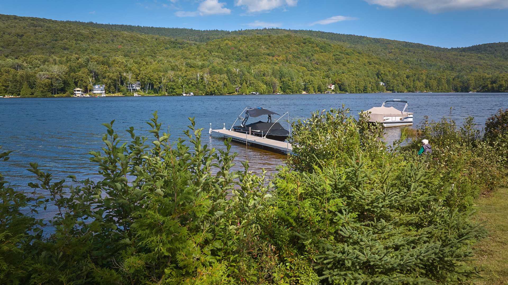 Accès au plan d'eau