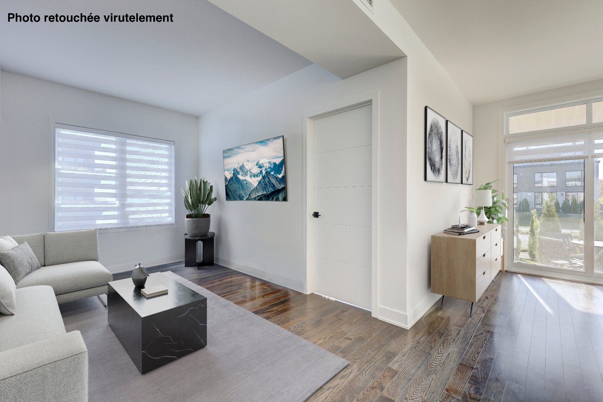Photo - Family room