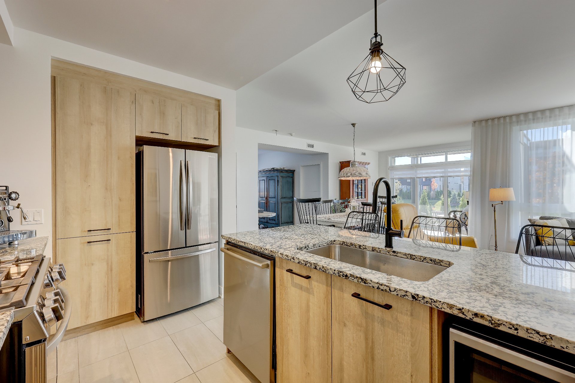 Photo - Kitchen