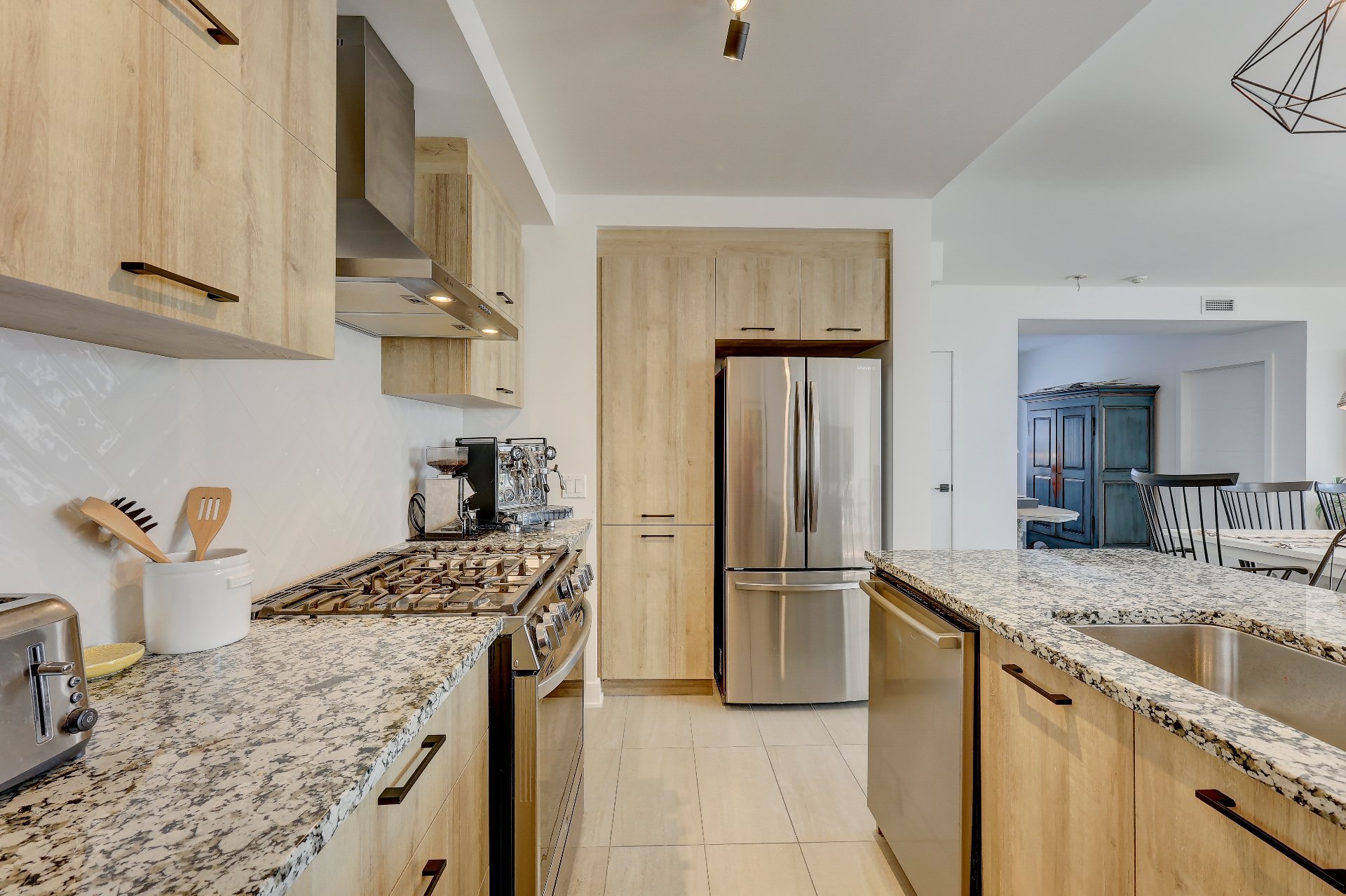 Photo - Kitchen