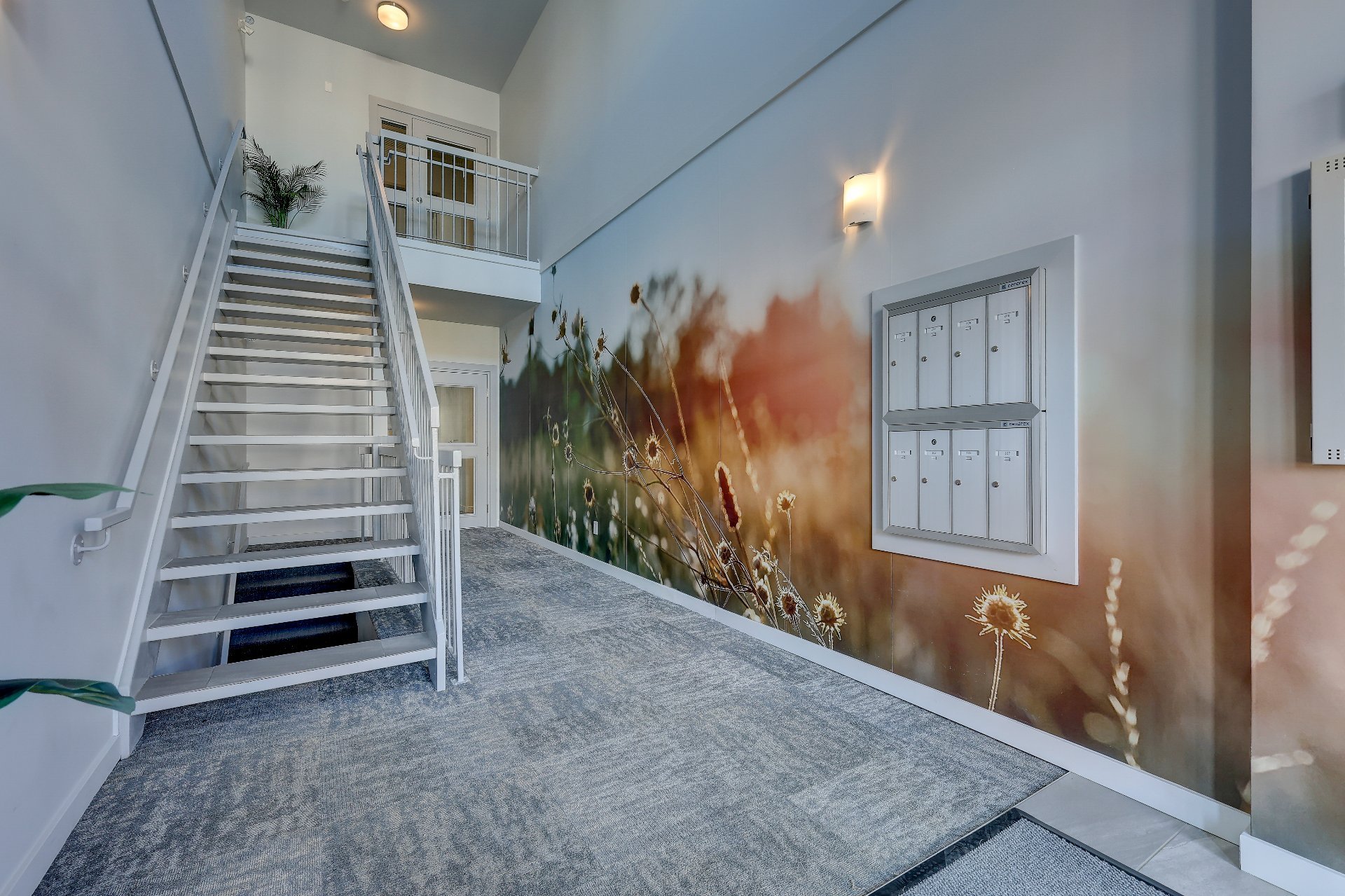 Photo - Hallway