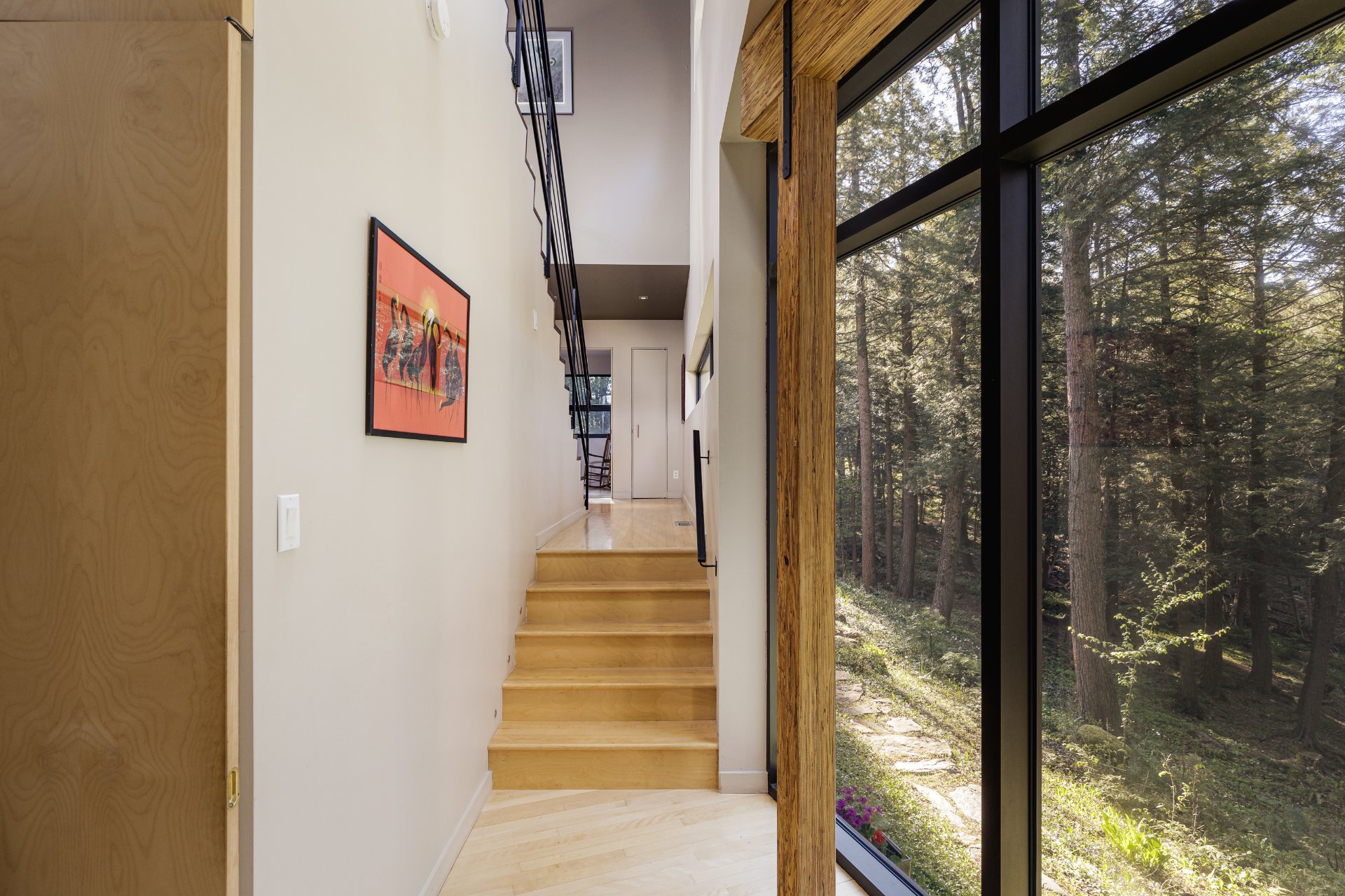 Photo - PASAGEWAY