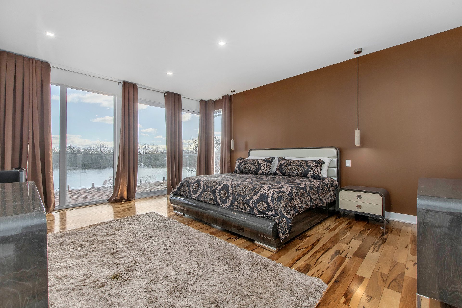 Chambre à coucher principale