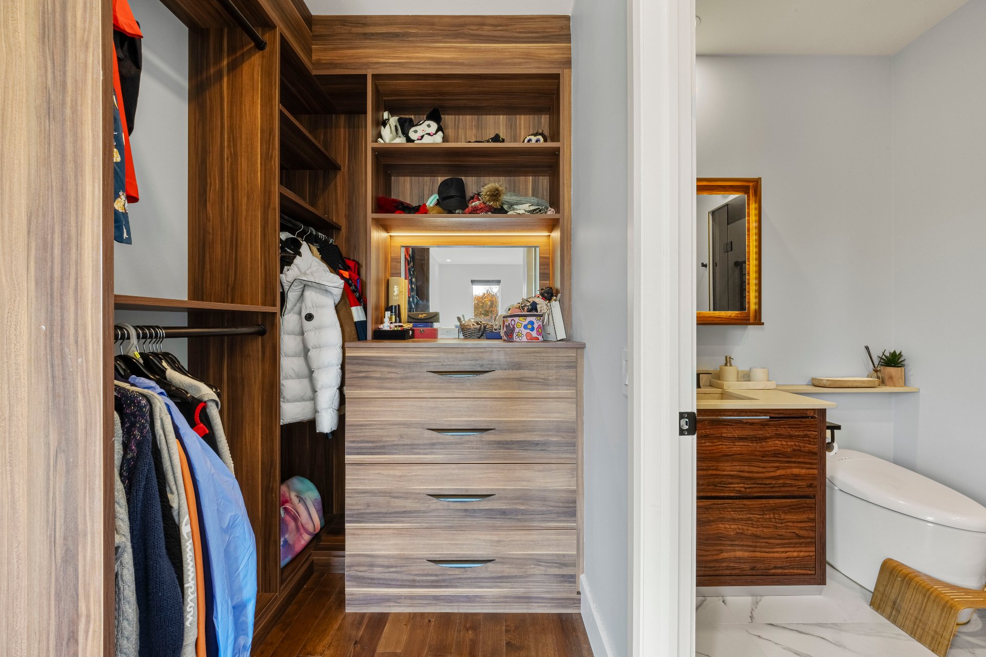 Photo - Walk-in closet