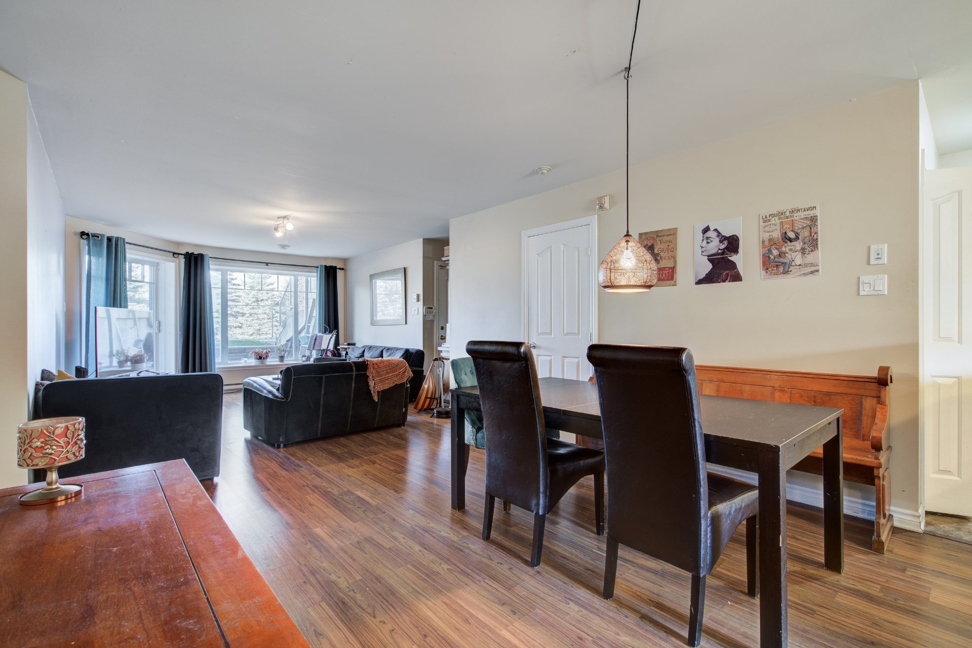 Photo - Salle à manger