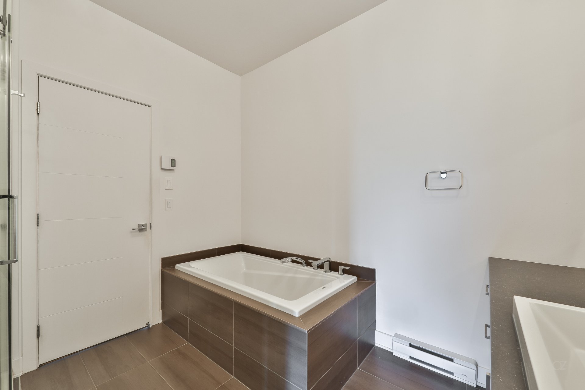 Salle de bains attenante à la CCP