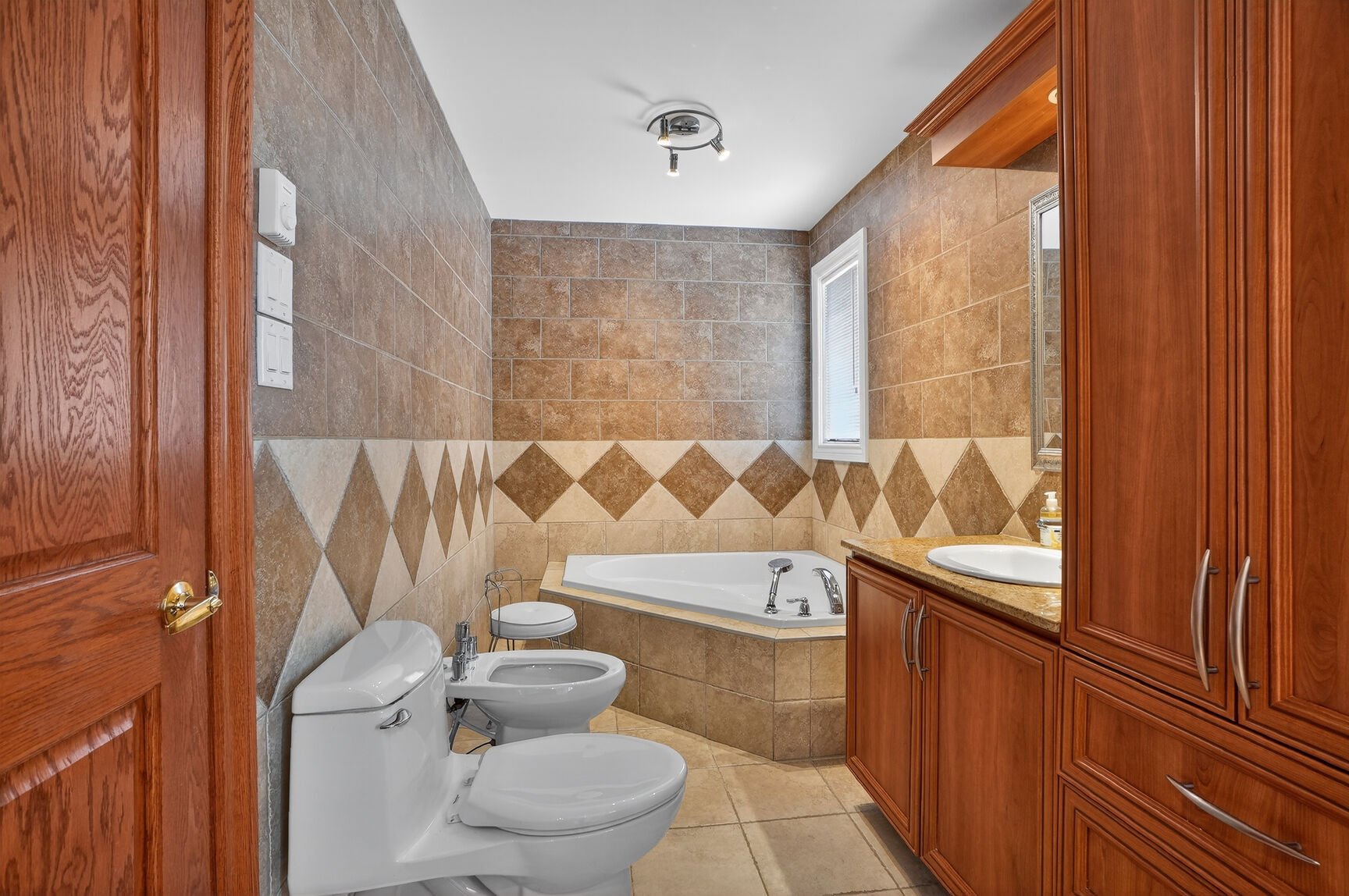 Salle de bains attenante à la CCP