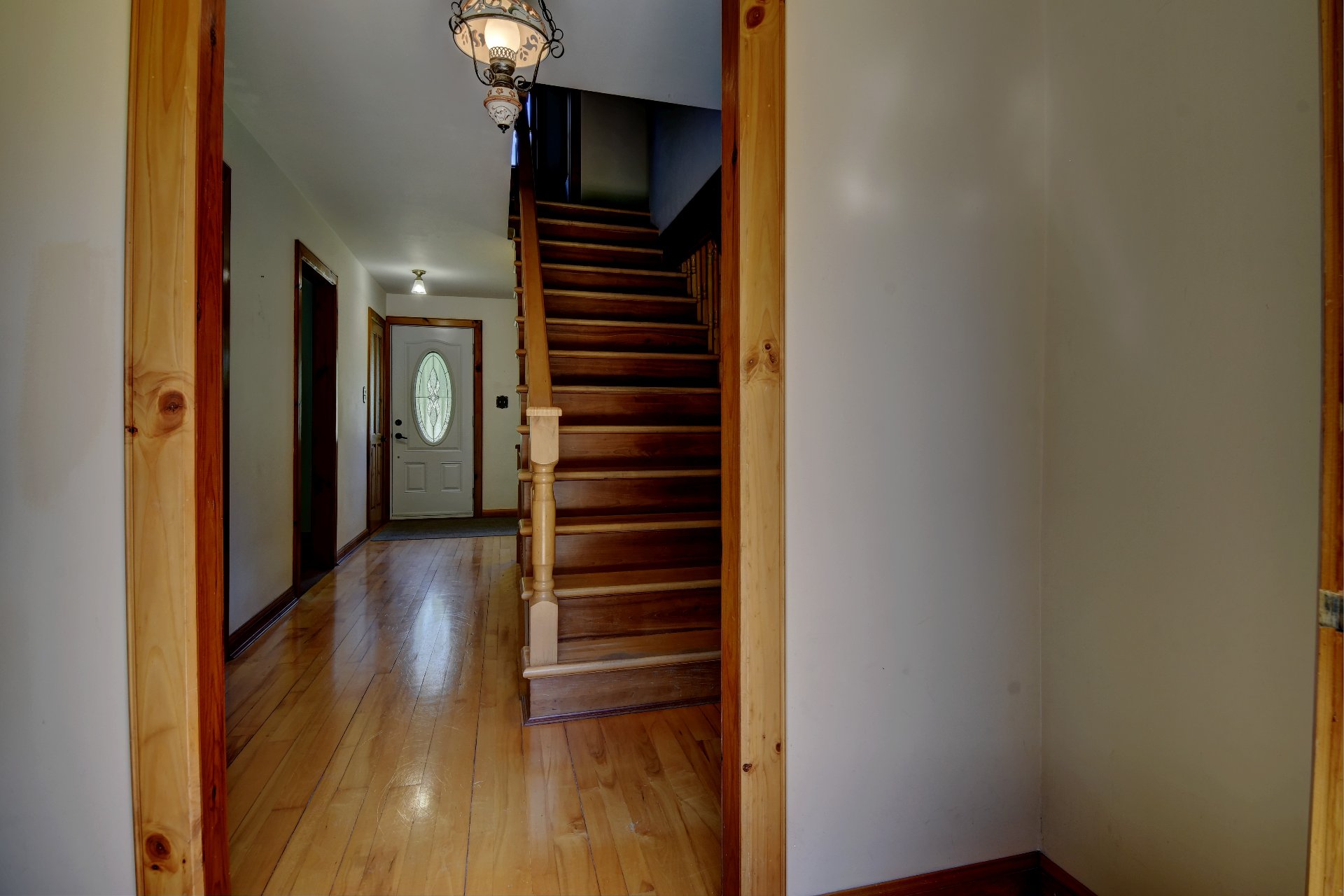 Photo - PASAGEWAY