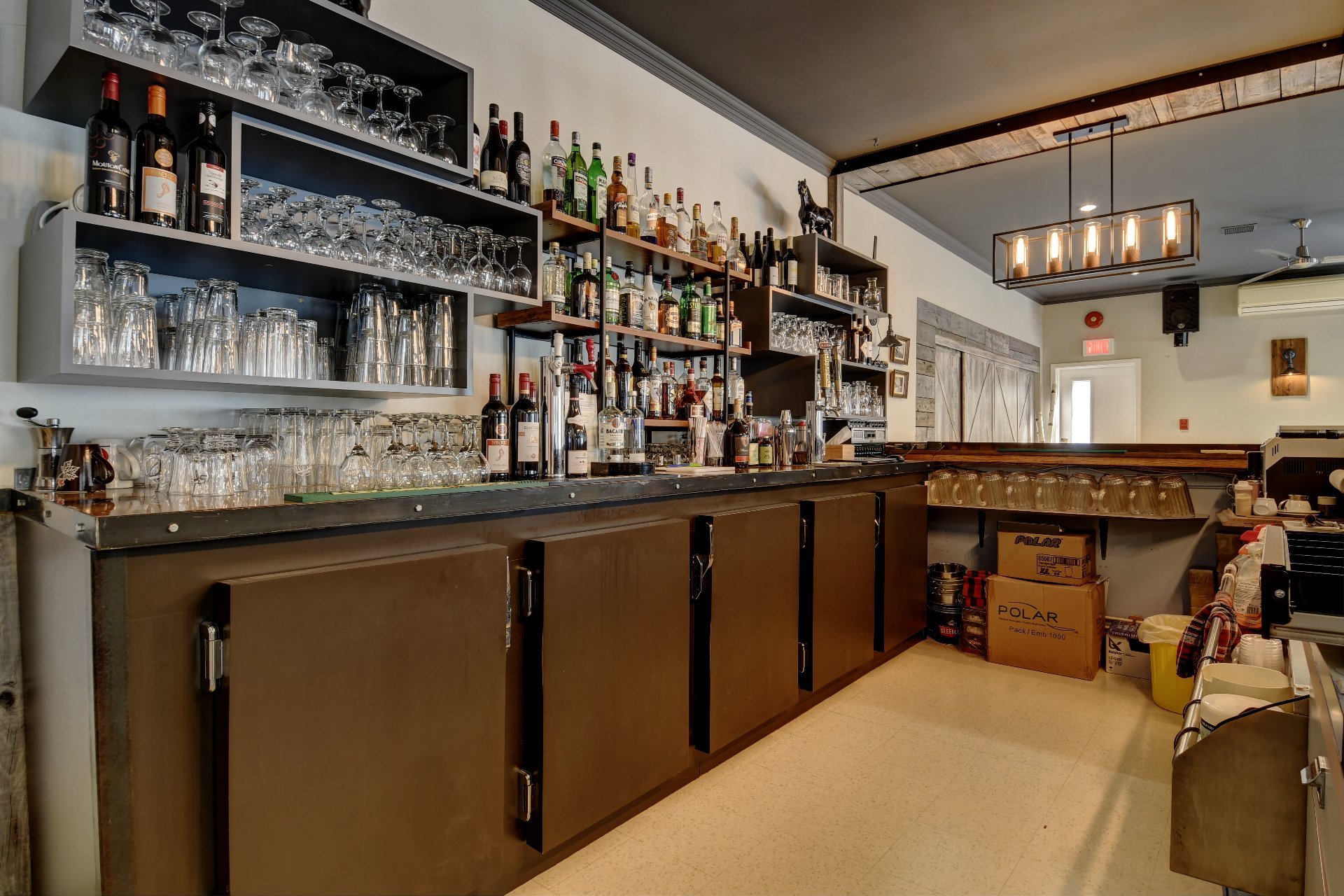 Photo - Bar