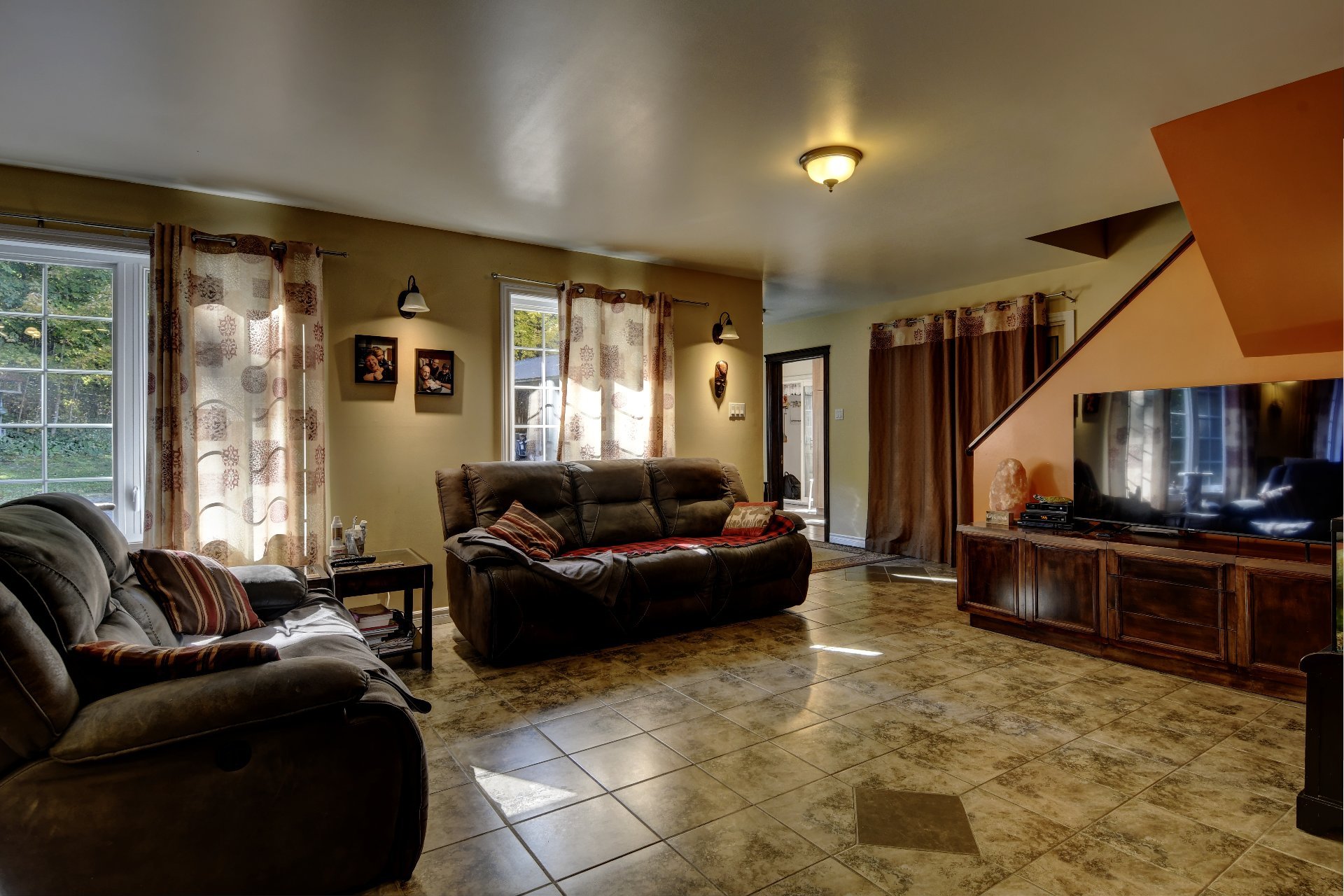 Photo - Salon