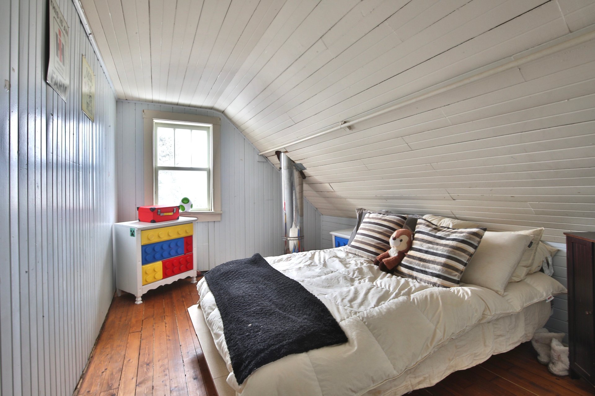 Photo - Bedroom