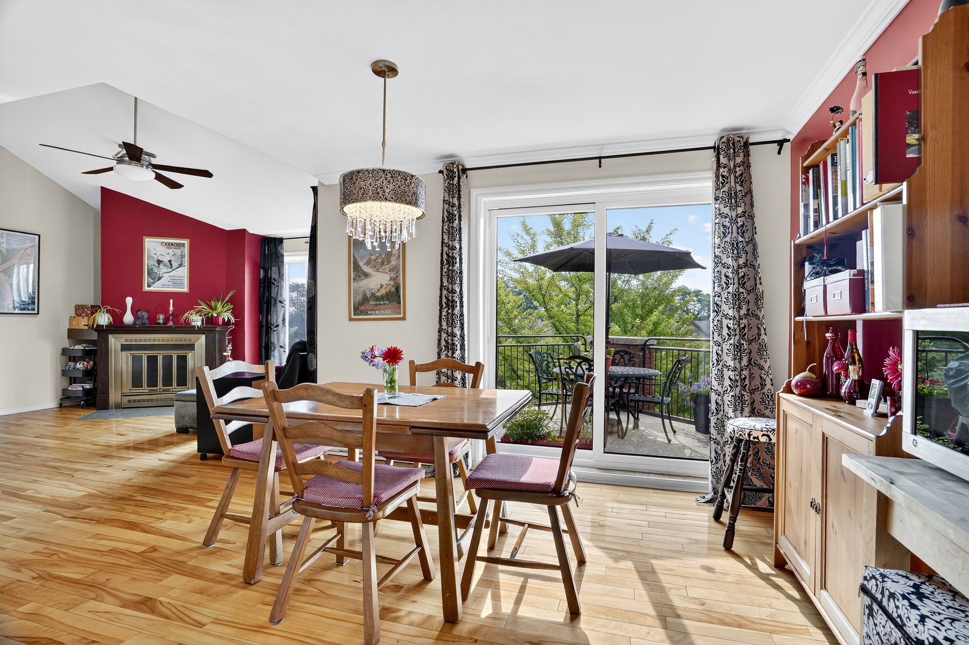 Photo - Salle à manger