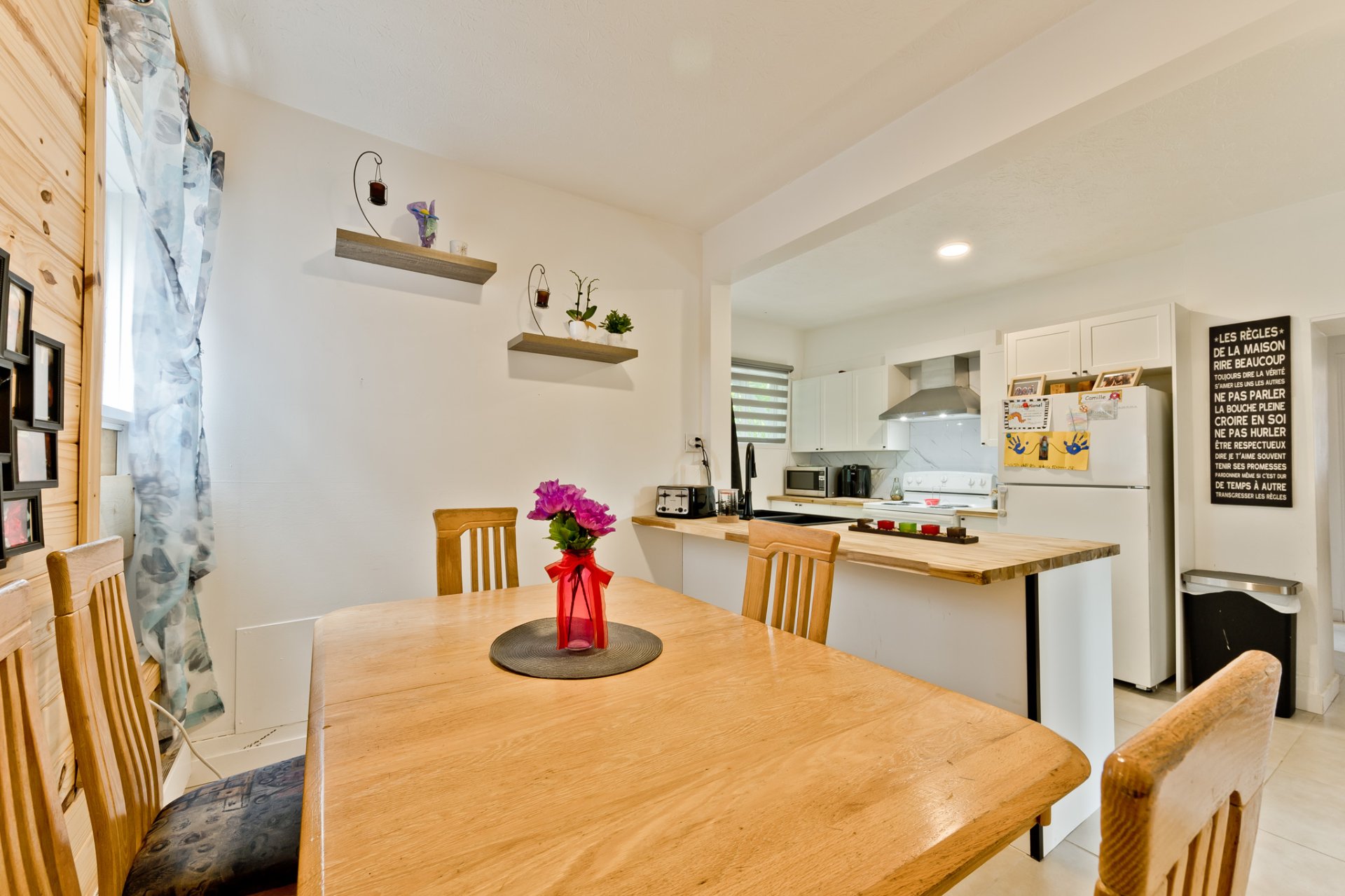 Photo - Salle à manger