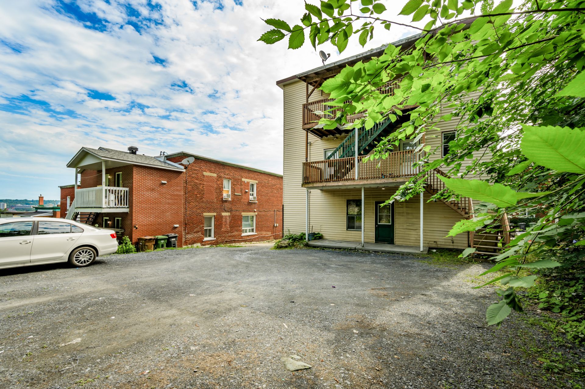 Photo - Stationnement