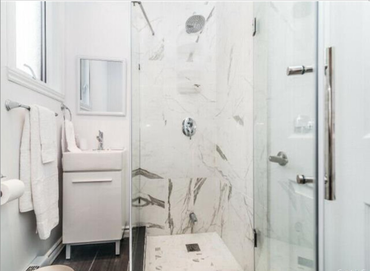 Salle de bains attenante à la CCP