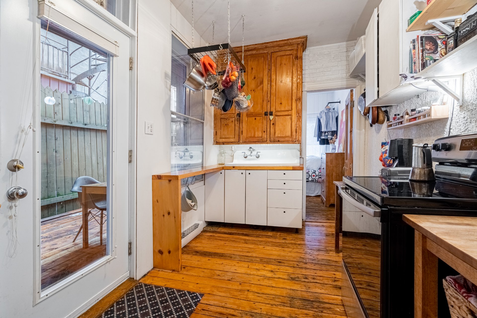Photo - Kitchen