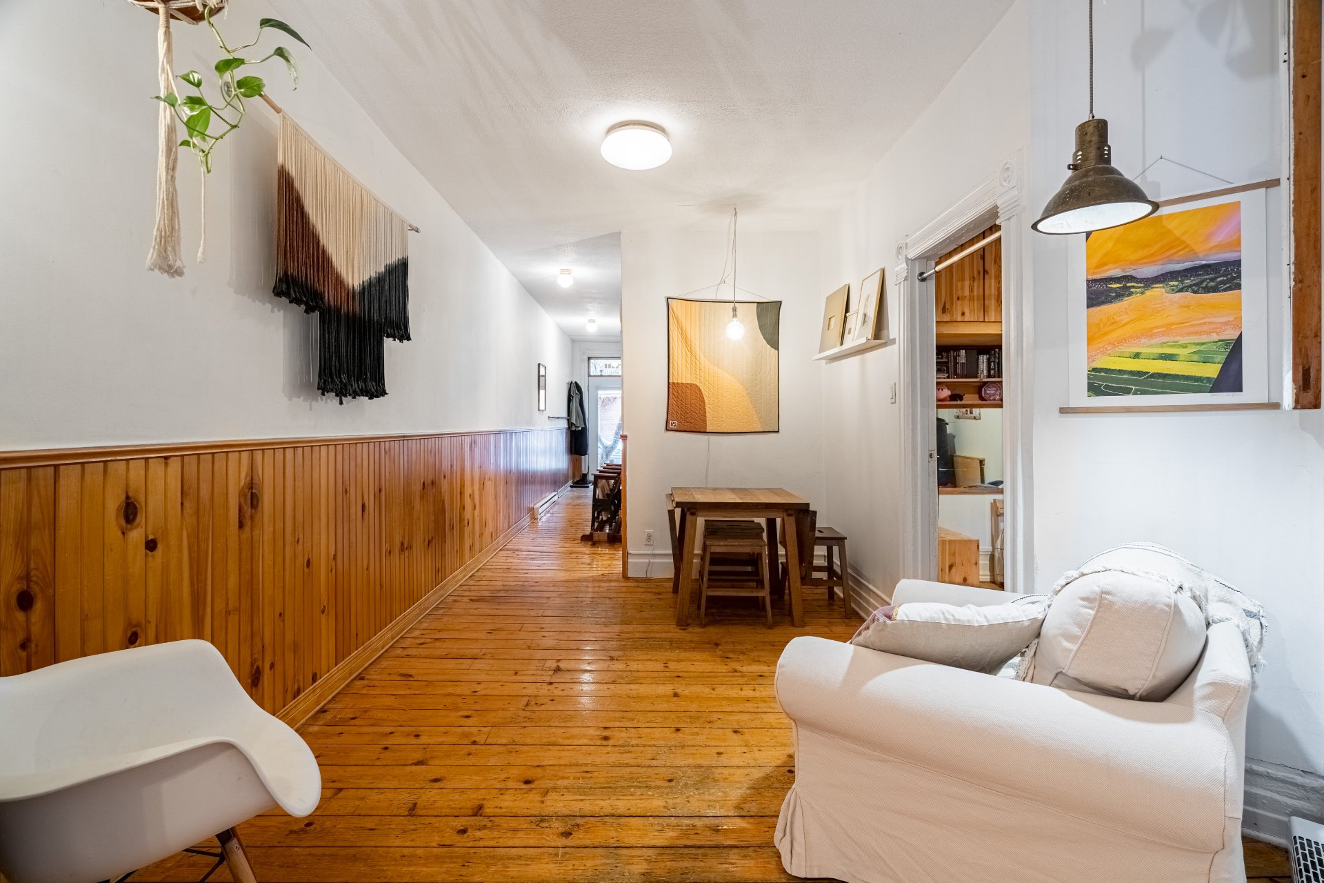 Photo - Dining room