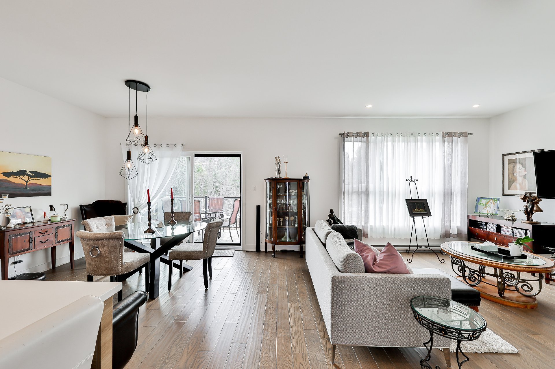 Photo - Salon