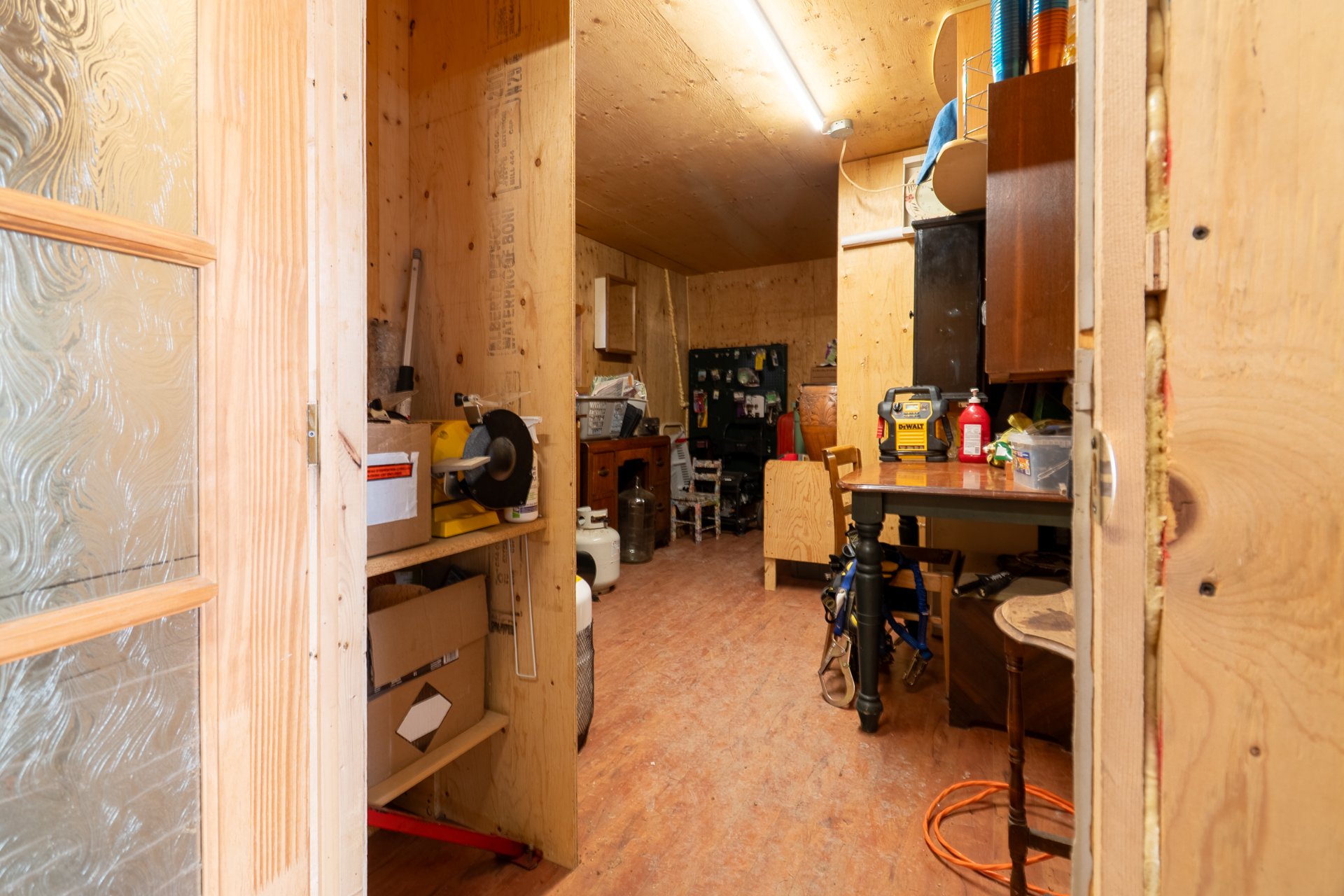 Photo - Garage