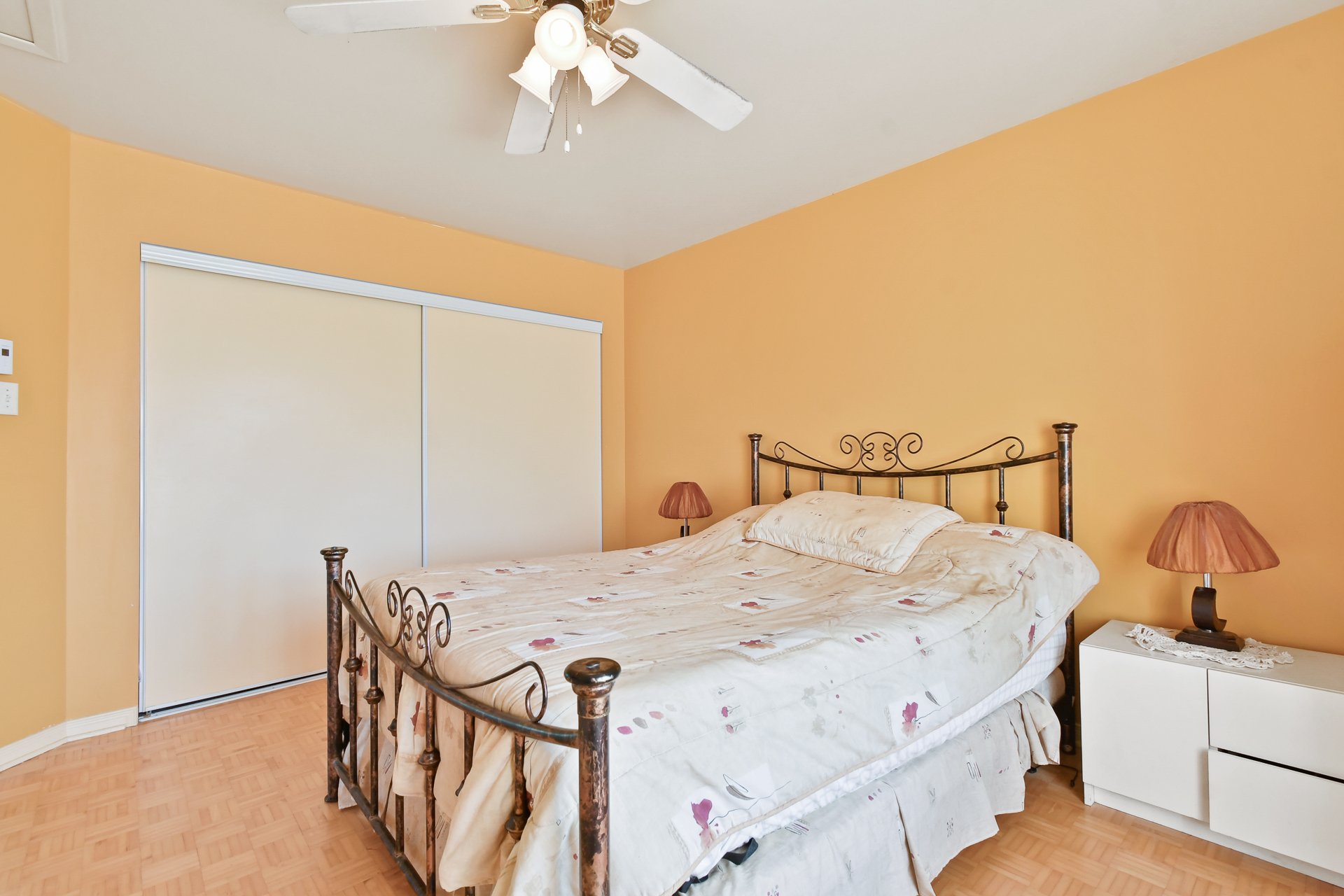 Chambre à coucher principale
